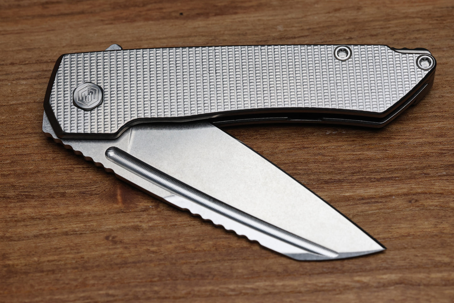 MACHINWISE MOJAVE #890 GRENADE TEXTURE TITANIUM HANDLE AND S90V BLADE