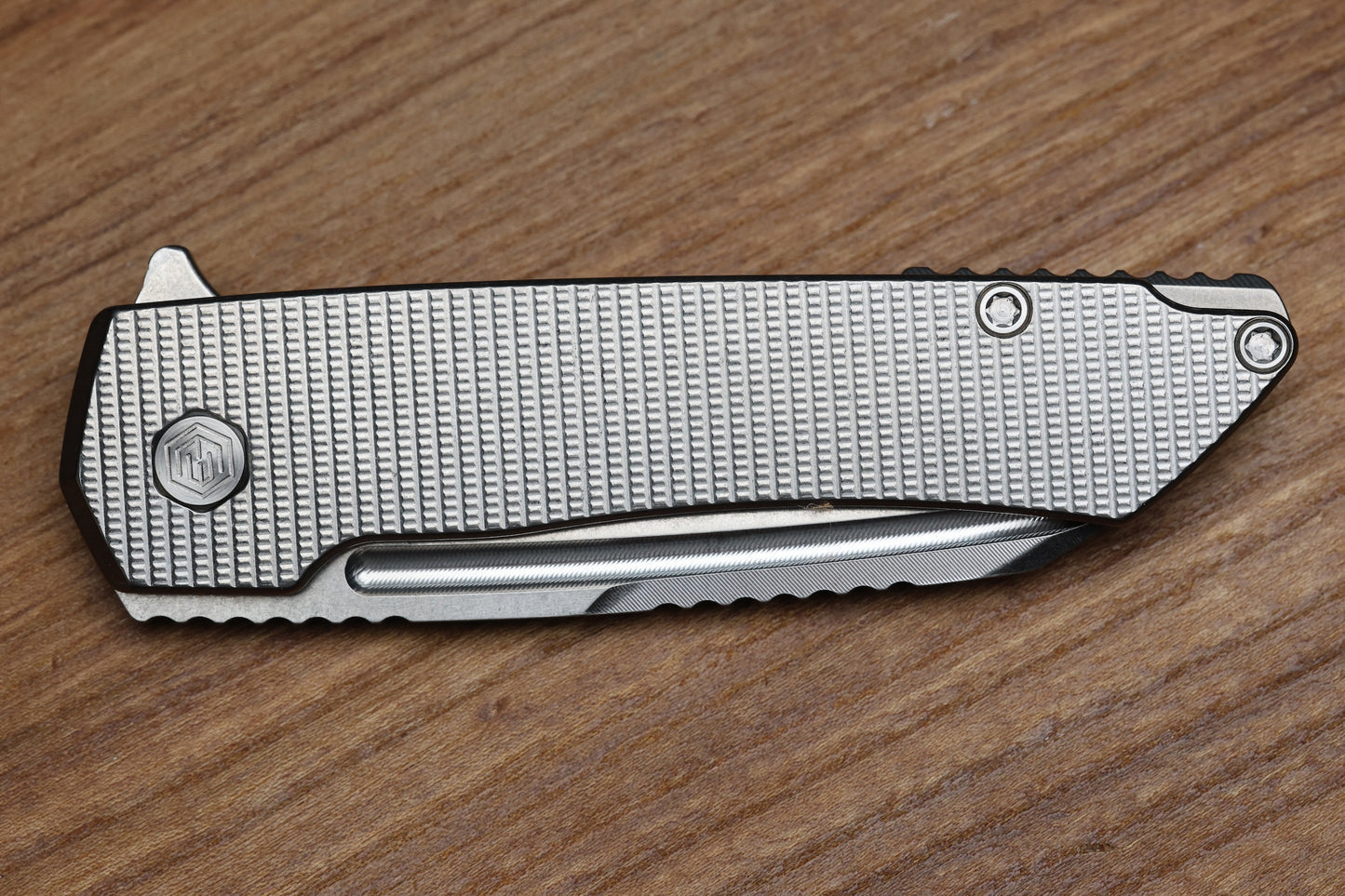 MACHINWISE MOJAVE #890 GRENADE TEXTURE TITANIUM HANDLE AND S90V BLADE