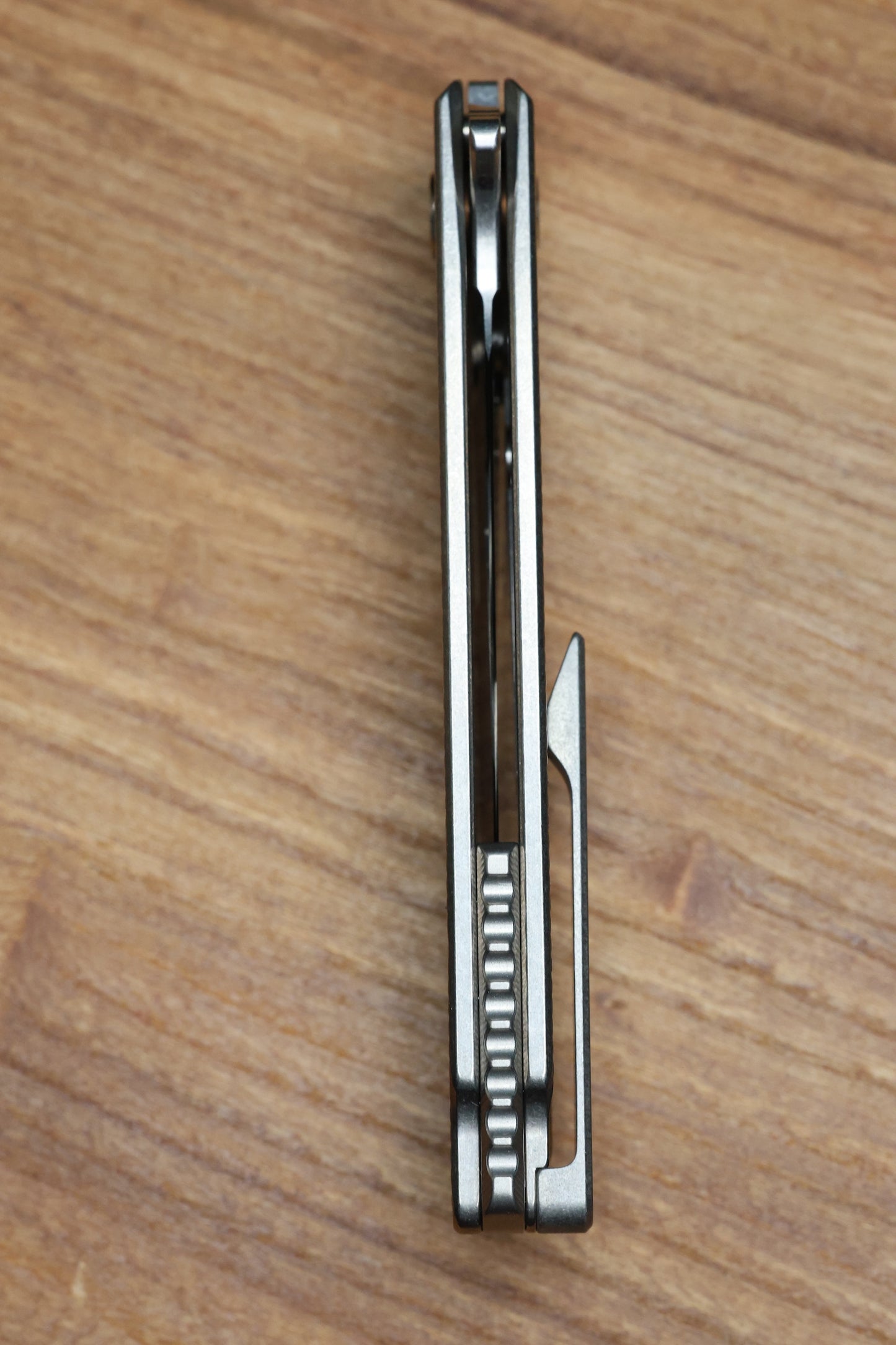 MACHINWISE MOJAVE #890 GRENADE TEXTURE TITANIUM HANDLE AND S90V BLADE