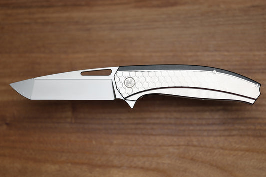 HOG HOUSE KNIVES VELI – BLASTED FINISH TITANIUM HANDLE W/ FADE HONEYCOMB PATTERN – RWL-34 BLADE – BLASTED FINISH TITANIUM HARDWARE
