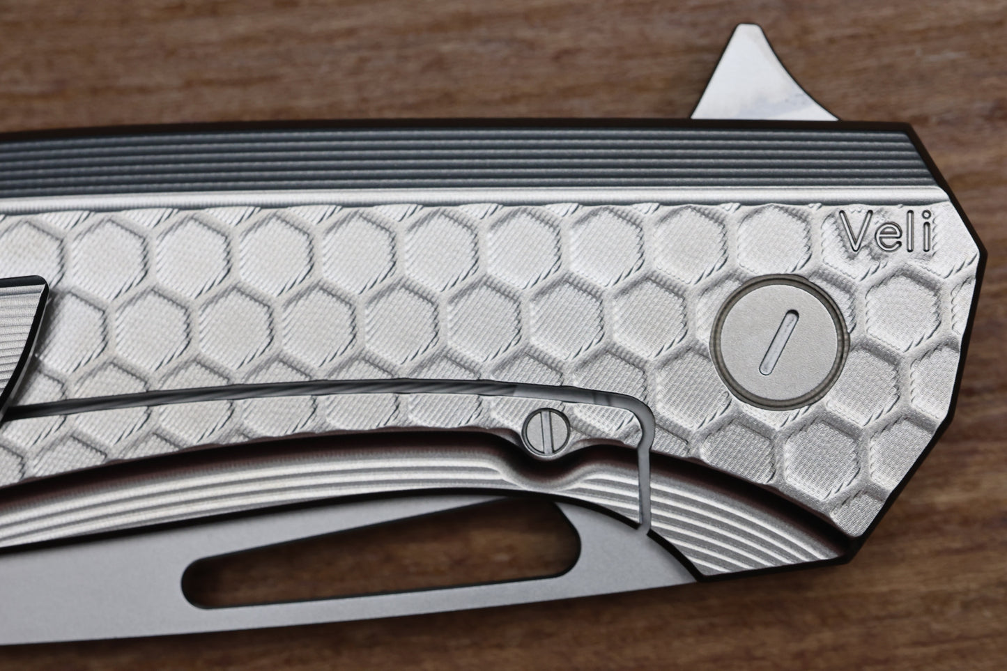 HOG HOUSE KNIVES VELI – BLASTED FINISH TITANIUM HANDLE W/ FADE HONEYCOMB PATTERN – RWL-34 BLADE – BLASTED FINISH TITANIUM HARDWARE