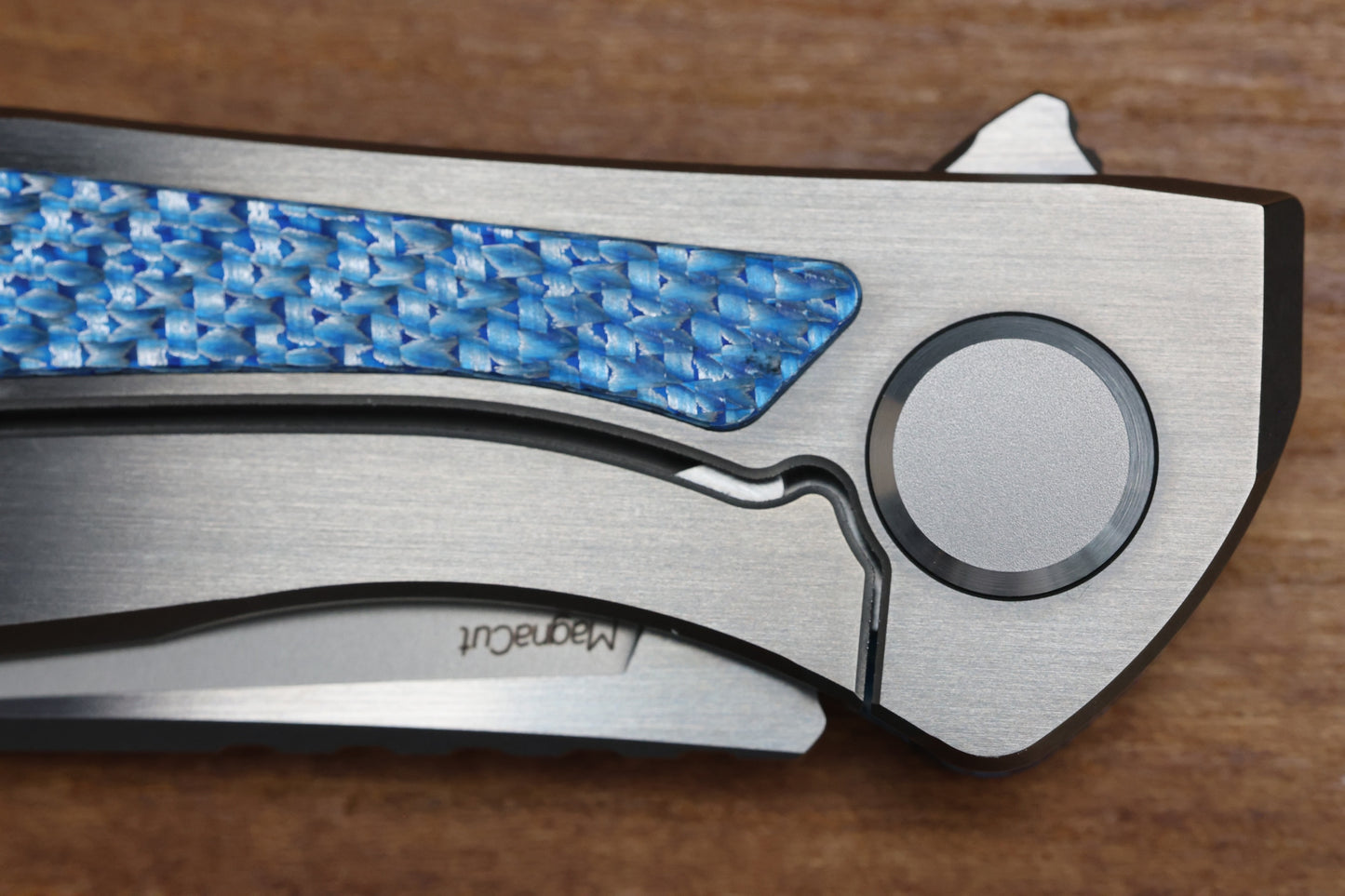 SHIROGOROV KNIVES AND CHRIS REEVE COLLABORATION HATION CGG - MAGNACUT BLADE - TITANIUM/BLUE ALUTEX HANDLE - MRBS