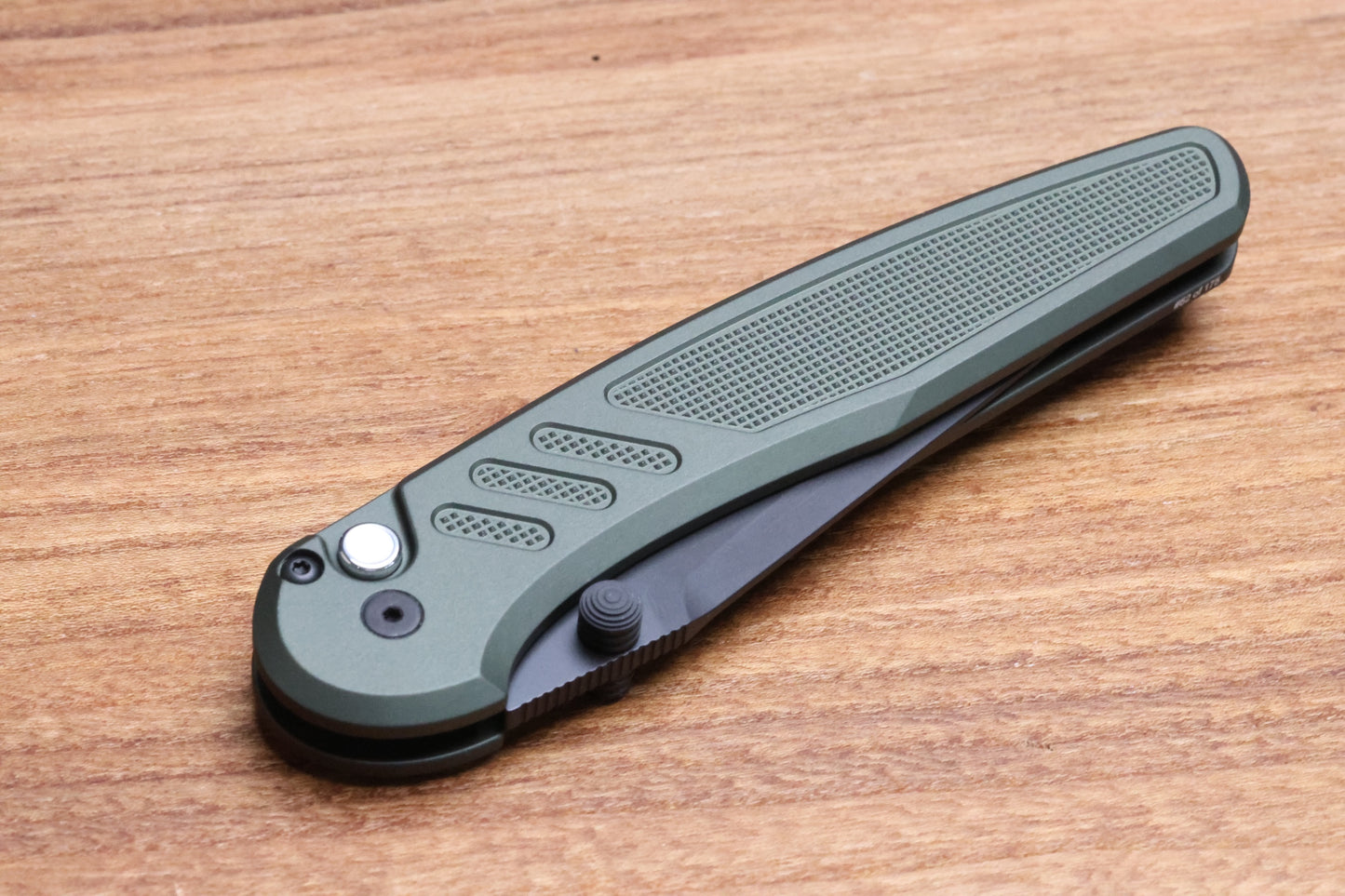PRO-TECH AVALON PEACE NEIGHBOR W/ GREEN KNURLED ALUMINUM HANDLE & DLC MAGNACUT BLADE SHOW TEXAS LIMITED