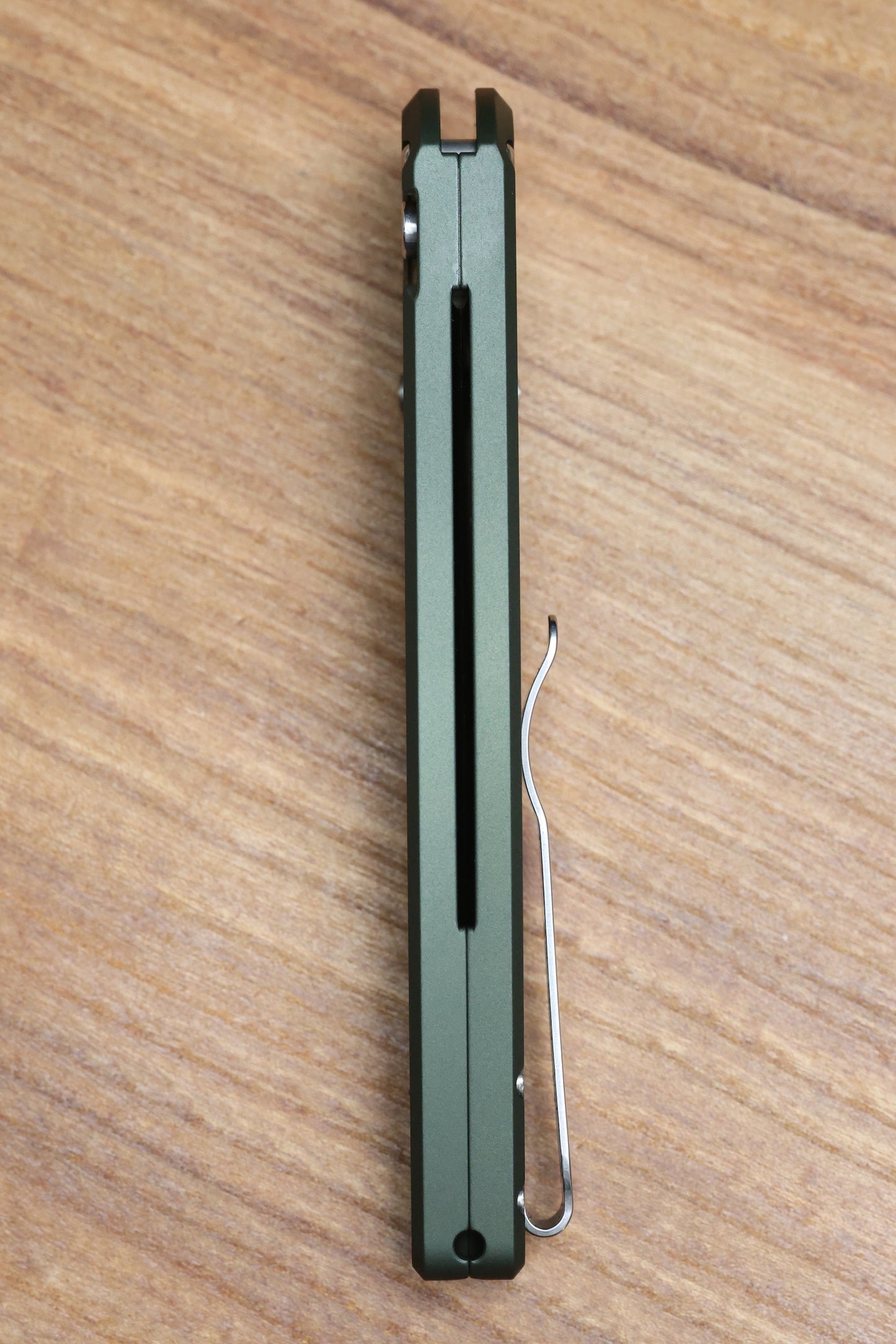 PRO-TECH AVALON PEACE NEIGHBOR GREEN KNURLED ALUMINUM HANDLE W/ WHITE PEARL BUTTON & NICHOLS BOOMERANG DAMASCUS CUSTOM 003