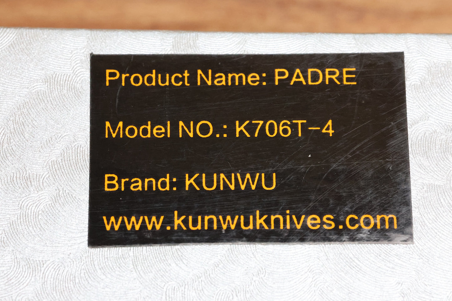 KUNWU PADRE REVERSE TUX DIAMOND TI HANDLES DLC VANAX BLADE