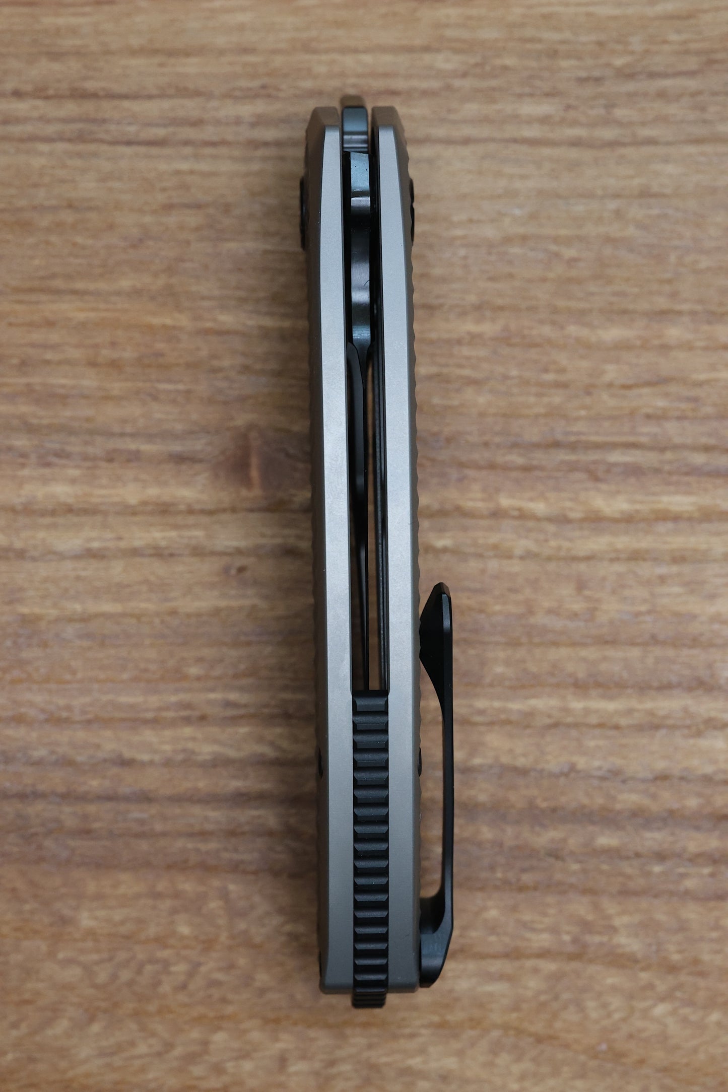 KUNWU PADRE REVERSE TUX DIAMOND TI HANDLES DLC VANAX BLADE