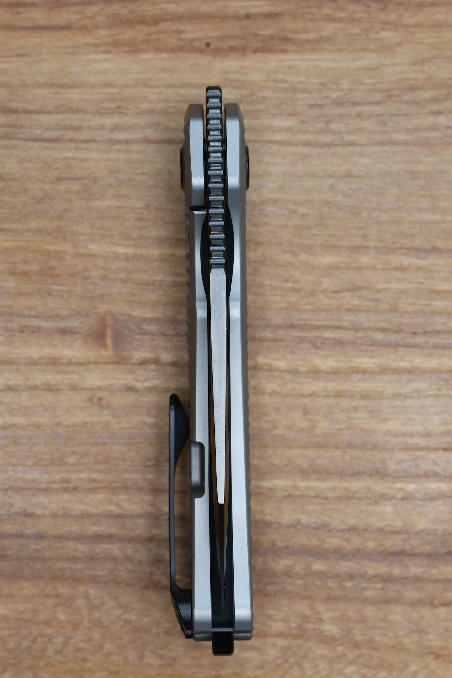 KUNWU PADRE REVERSE TUX DIAMOND TI HANDLES DLC VANAX BLADE