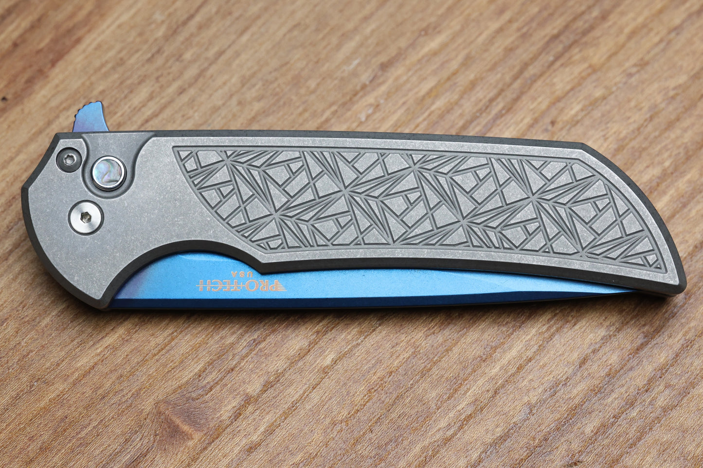 PRO-TECH MORDAX STAINLESS NEXUS HANDLE W/ ABALONE BUTTON & SAPPHIRE BLUE MAGNACUT 2026 CUSTOM 001