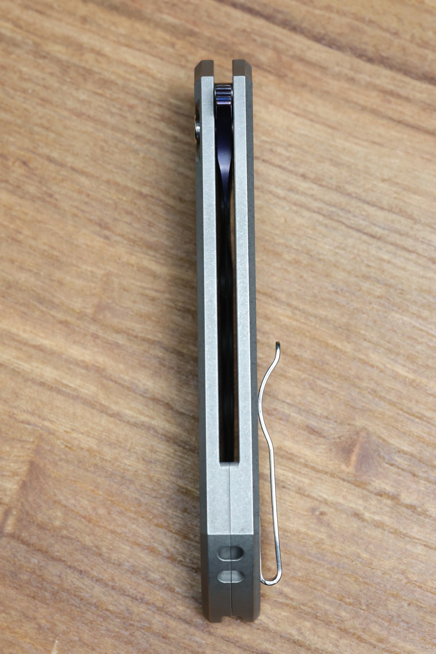 PRO-TECH MORDAX STAINLESS NEXUS HANDLE W/ ABALONE BUTTON & SAPPHIRE BLUE MAGNACUT 2026 CUSTOM 001