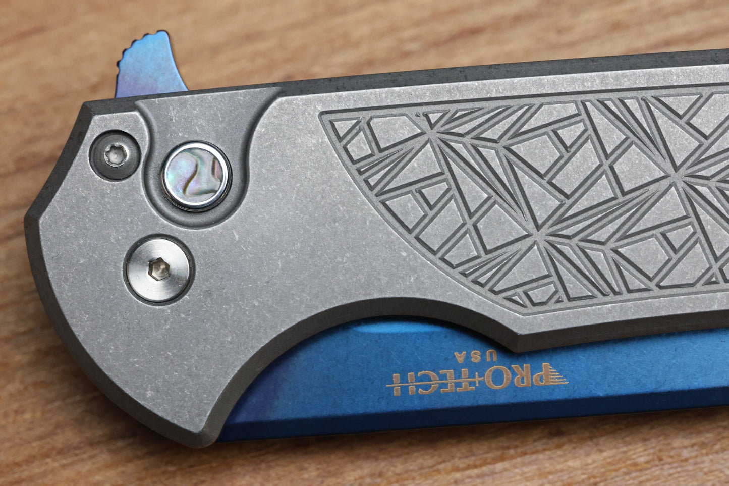 PRO-TECH MORDAX STAINLESS NEXUS HANDLE W/ ABALONE BUTTON & SAPPHIRE BLUE MAGNACUT 2026 CUSTOM 001