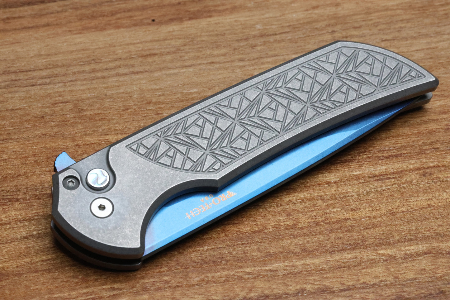 PRO-TECH MORDAX STAINLESS NEXUS HANDLE W/ ABALONE BUTTON & SAPPHIRE BLUE MAGNACUT 2026 CUSTOM 001