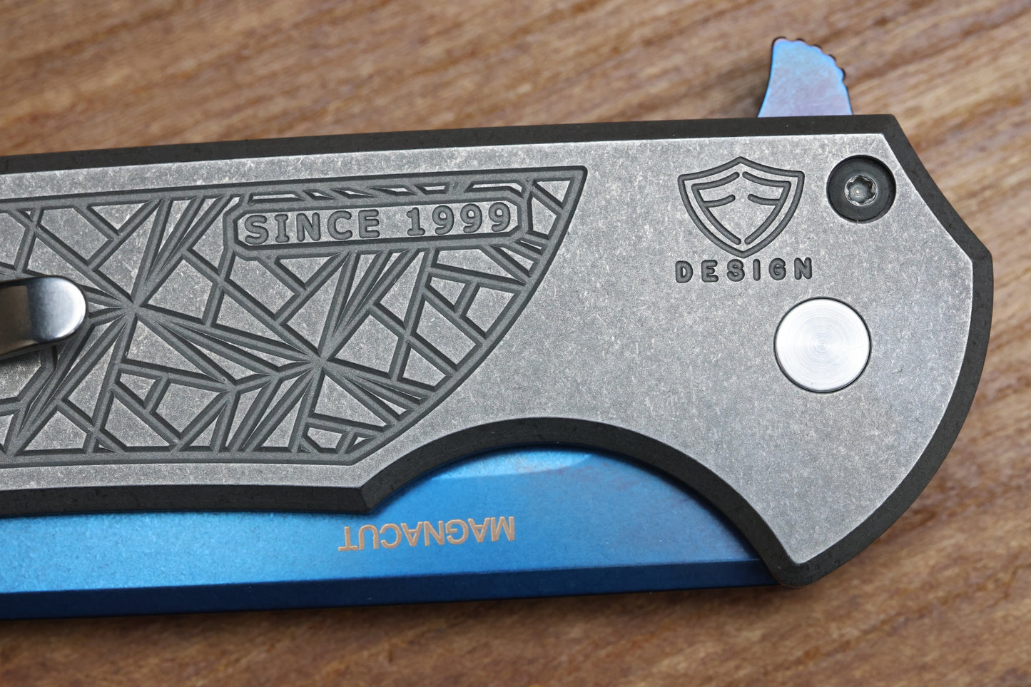 PRO-TECH MORDAX STAINLESS NEXUS HANDLE W/ ABALONE BUTTON & SAPPHIRE BLUE MAGNACUT 2026 CUSTOM 001