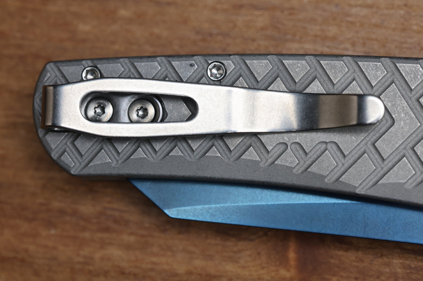 PRO-TECH MALIBU STONEWASH TREAD STAINLESS HANDLE W/ ABALONE BUTTON & SAPPHIRE BLUE MAGNACUT REVERSE TANTO 2026 CUSTOM 002