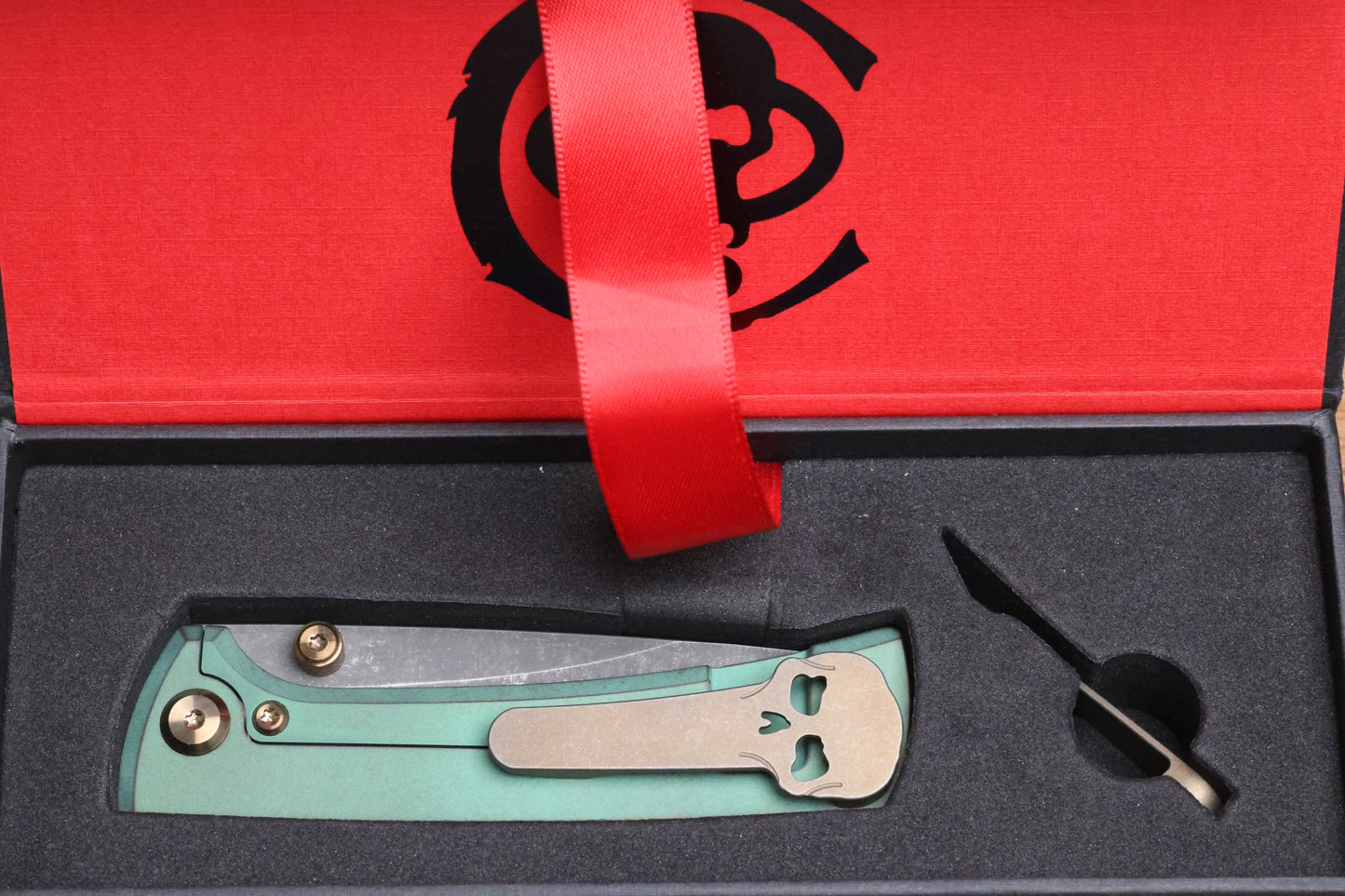 CHAVES KNIVES RCK9 GREEN DRAGON SCALE TITANIUM 3.25" DROP POINT BATTLE FINISH