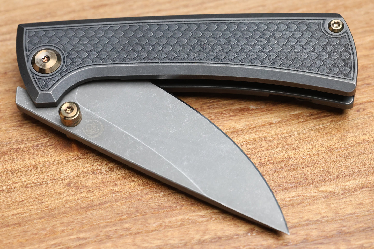 CHAVES KNIVES RCK9 BLACK DRAGON SCALE TITANIUM 3.25" DROP POINT BATTLE FINISH
