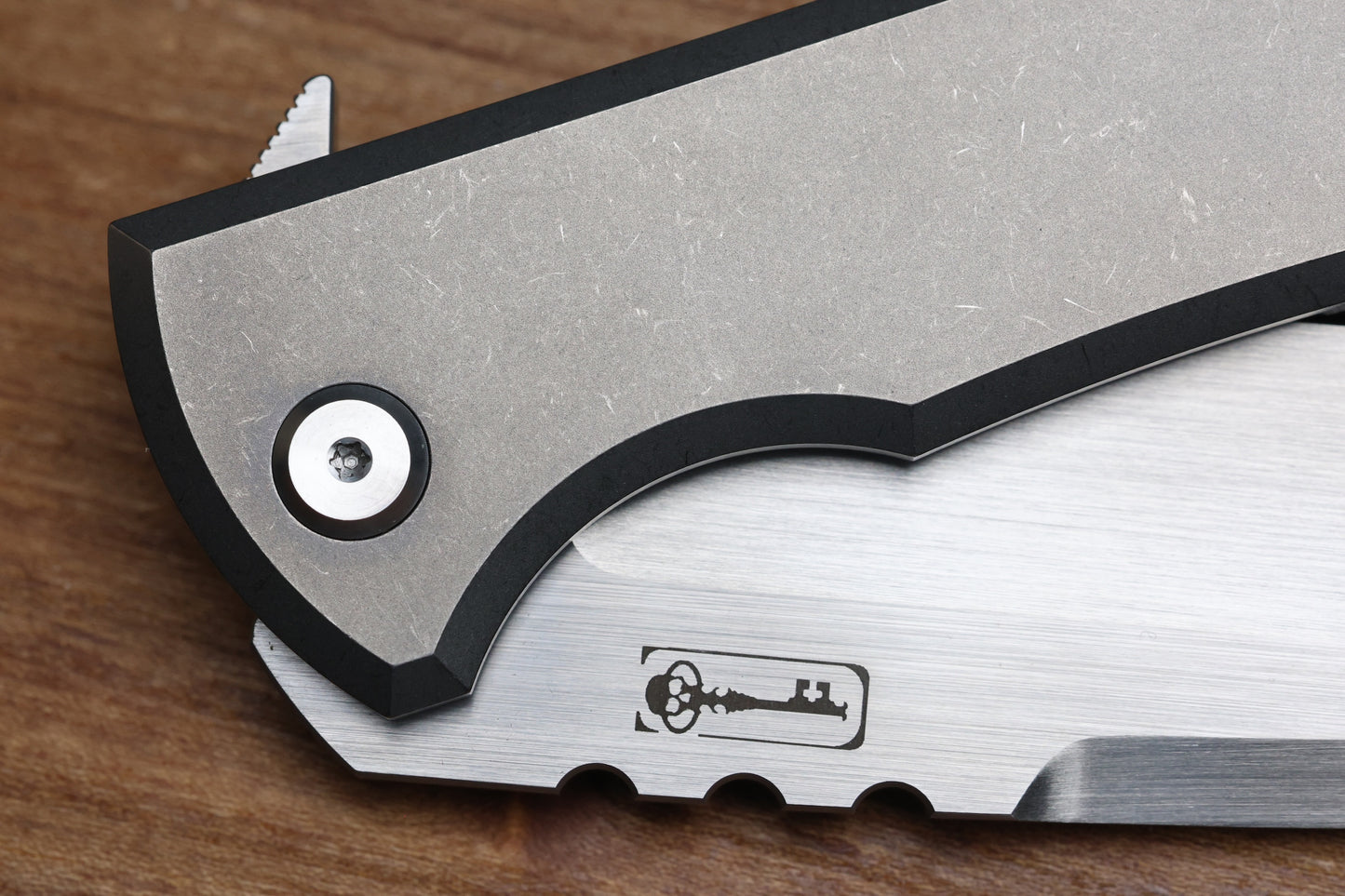 CHAVES ULTRAMAR REDENCION 229 KICKSTOP – TANTO M390 BLADE – TITANIUM HANDLE MOKUTI ACCENTS