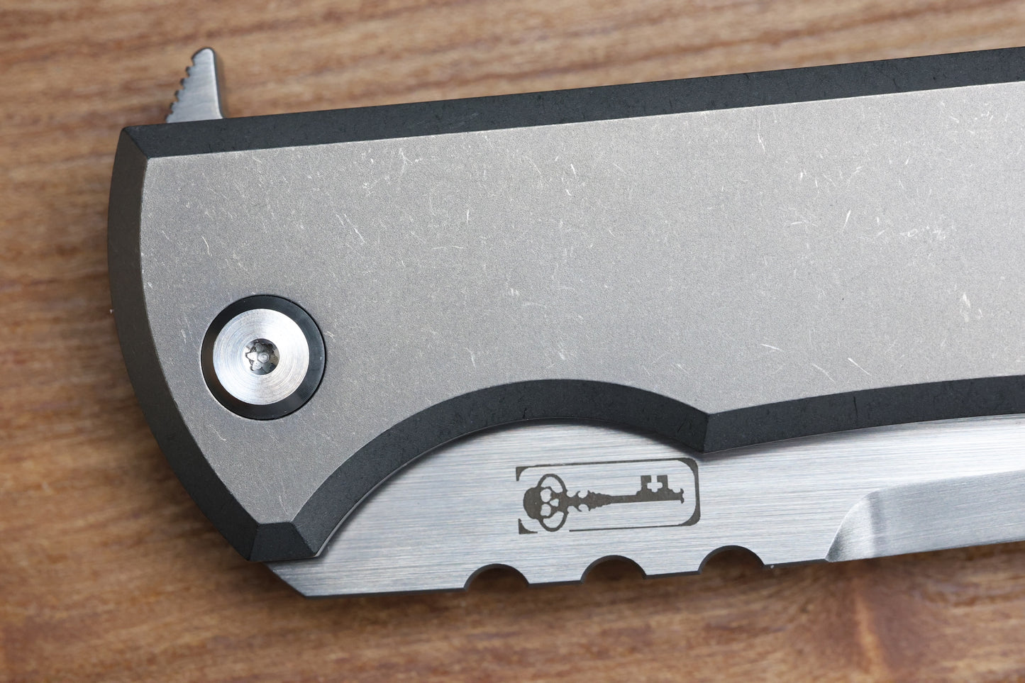 CHAVES ULTRAMAR REDENCION 229 KICKSTOP – TANTO M390 BLADE – TITANIUM HANDLE MOKUTI ACCENTS