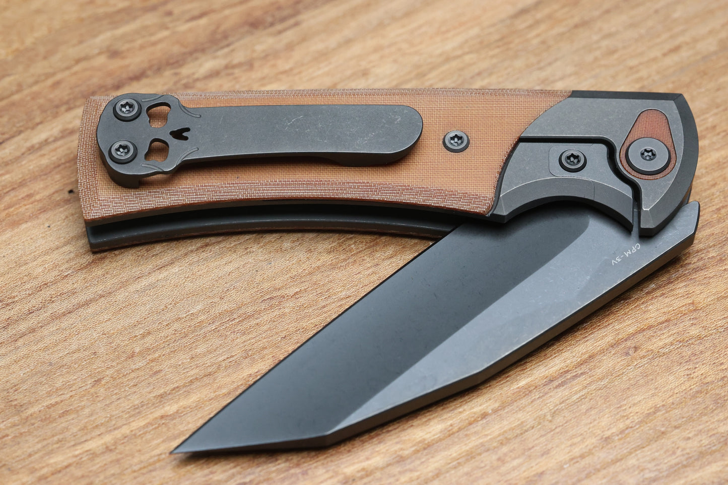 CHAVES KNIVES SANGRE STREET INTEGRAL NATURAL LINEN PVD CPM 3V WHARNCLIFFE BLADE