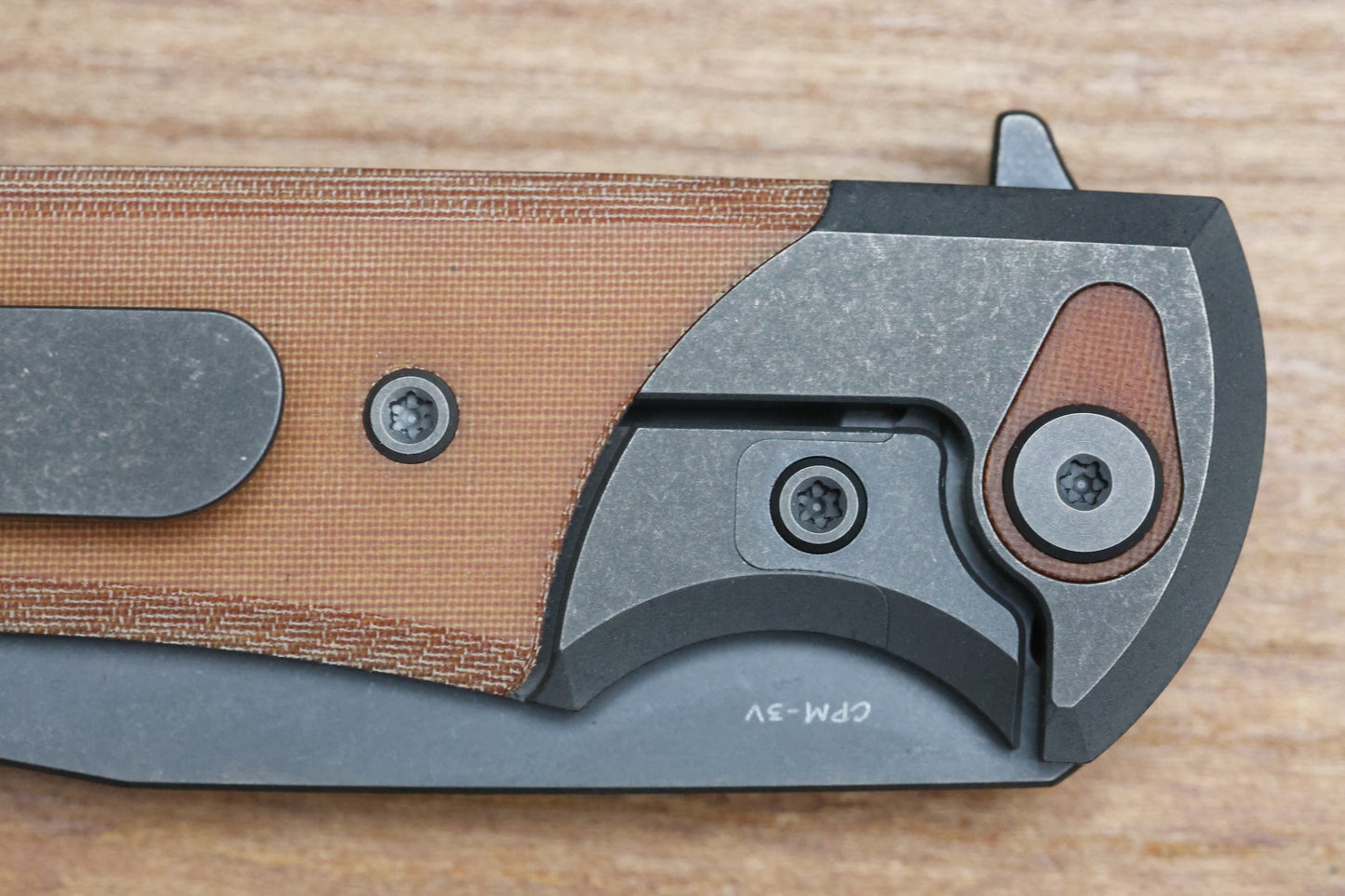 CHAVES KNIVES SANGRE STREET INTEGRAL NATURAL LINEN PVD CPM 3V WHARNCLIFFE BLADE