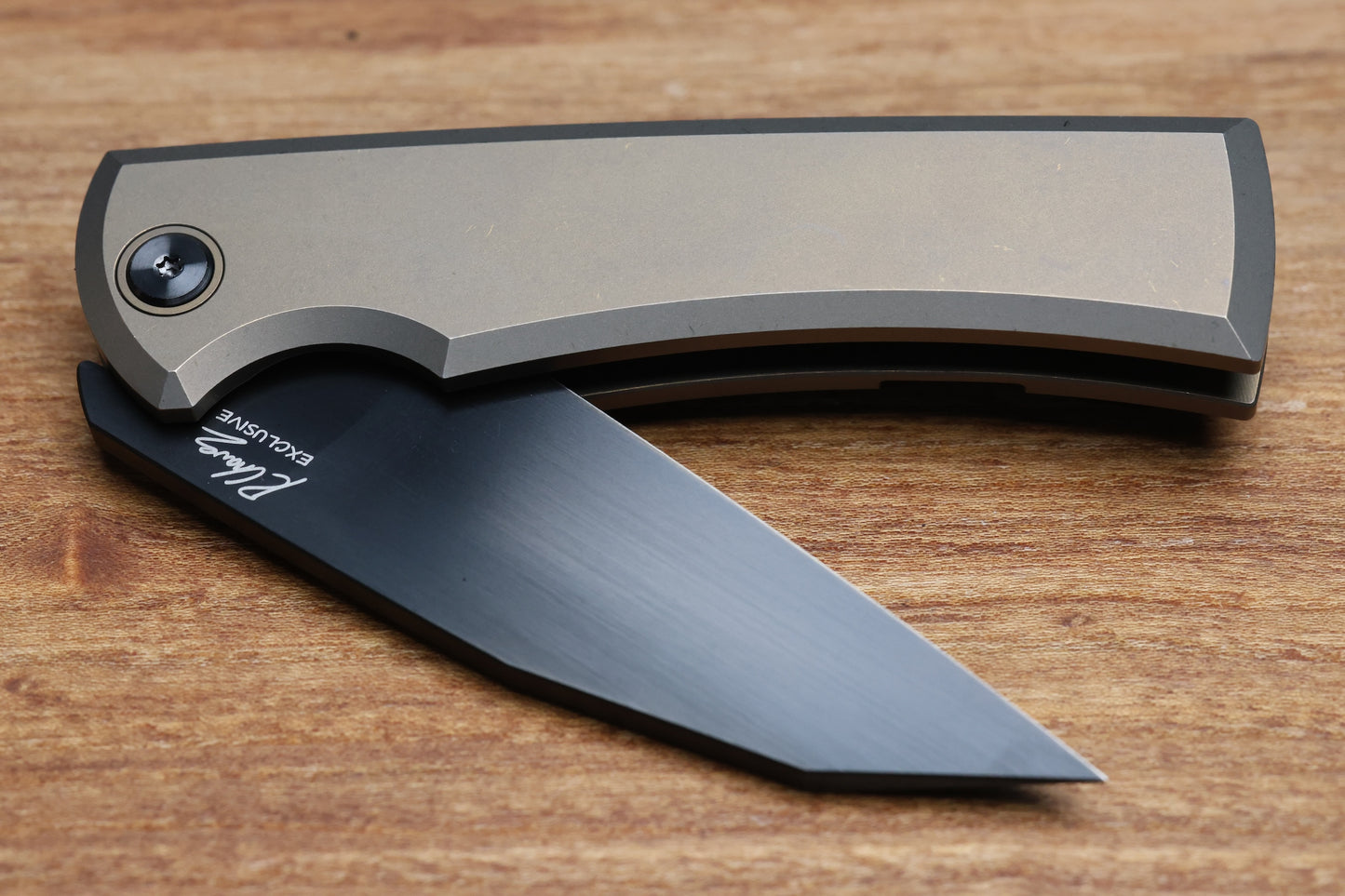 CHAVES KNIVES SANGRE STREET INTEGRAL PVD BRONZE ANO CHISEL GRIND M390 WHARNCLIFFE BLADE