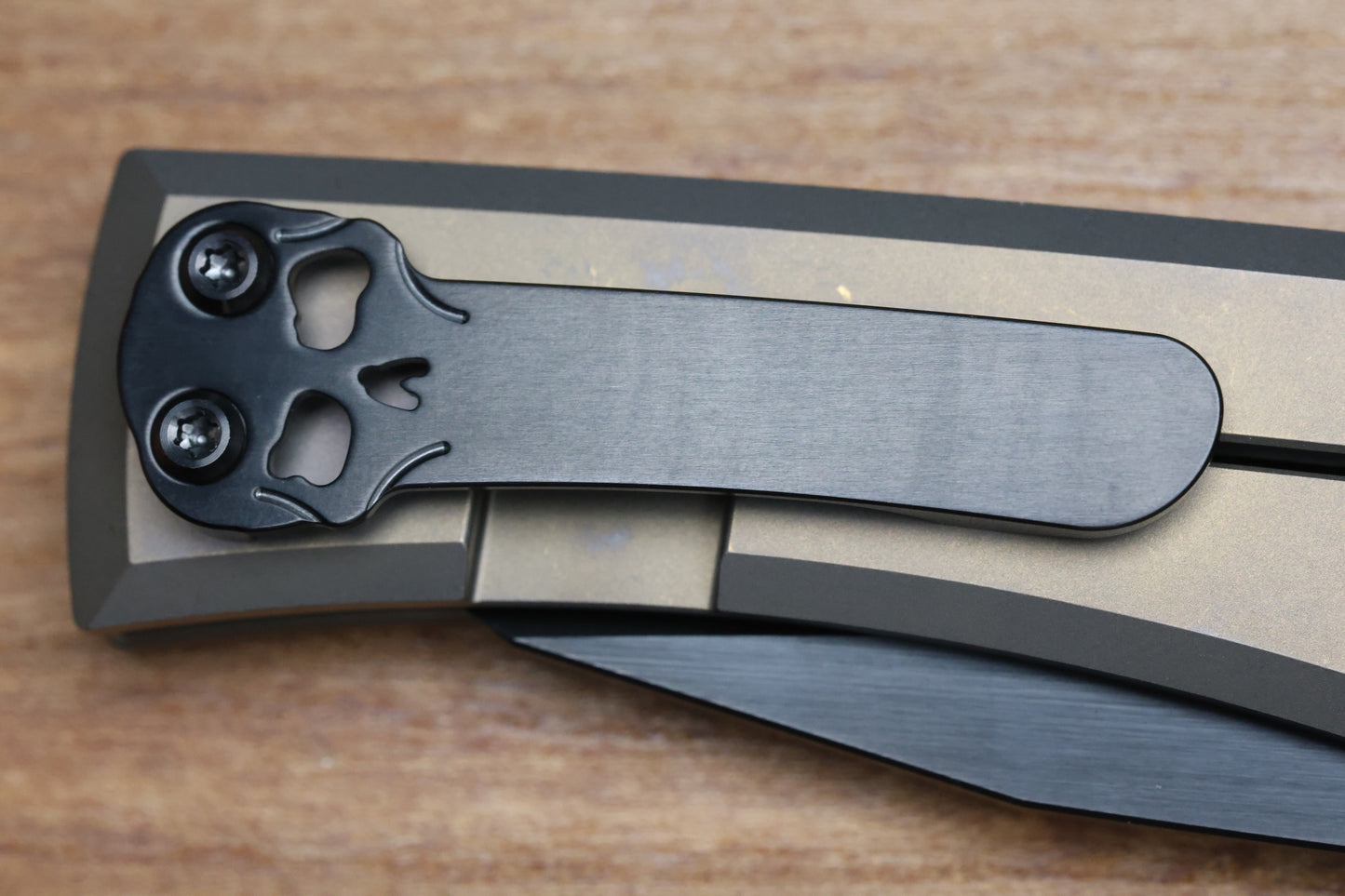 CHAVES KNIVES SANGRE STREET INTEGRAL PVD BRONZE ANO CHISEL GRIND M390 WHARNCLIFFE BLADE