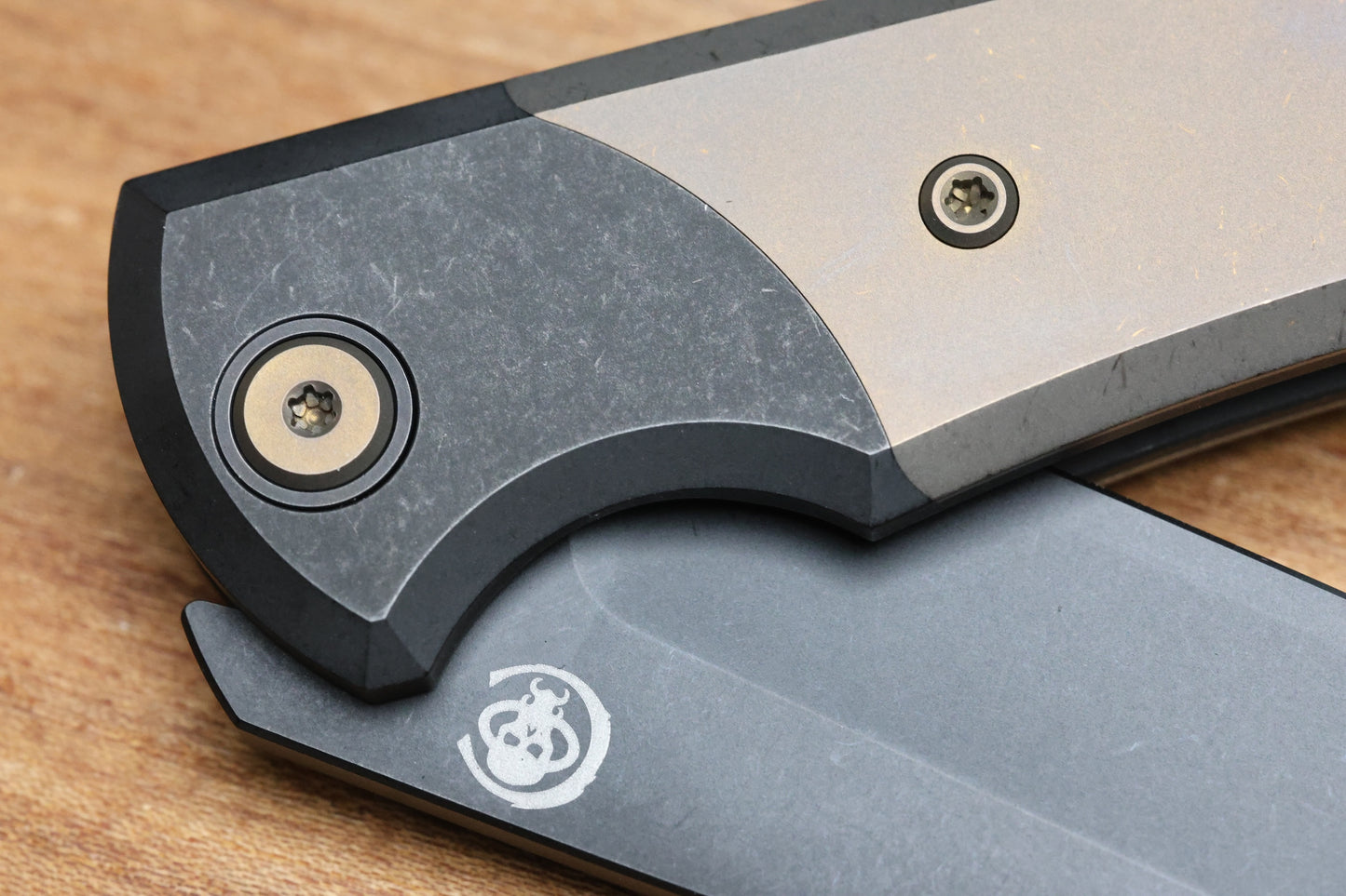 CHAVES KNIVES SANGRE STREET INTEGRAL PVD BRONZE M390 WHARNCLIFFE BLADE