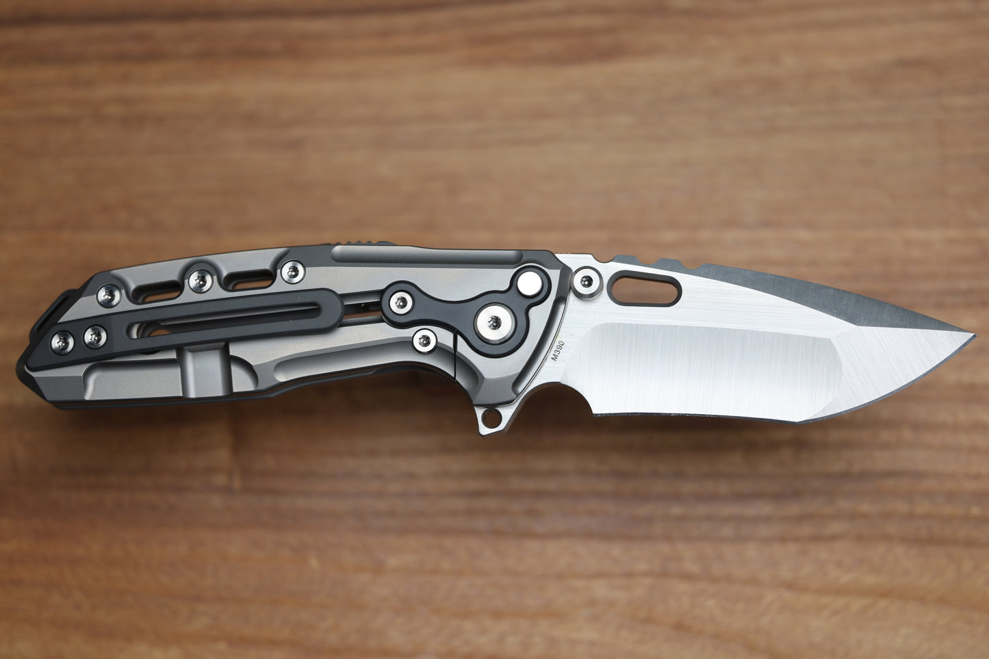 REATE T1000 V2 FLIPPER MILLED TITANIUM W/ ZIRCONIUM & RECURVE M390 (PREOWNED)