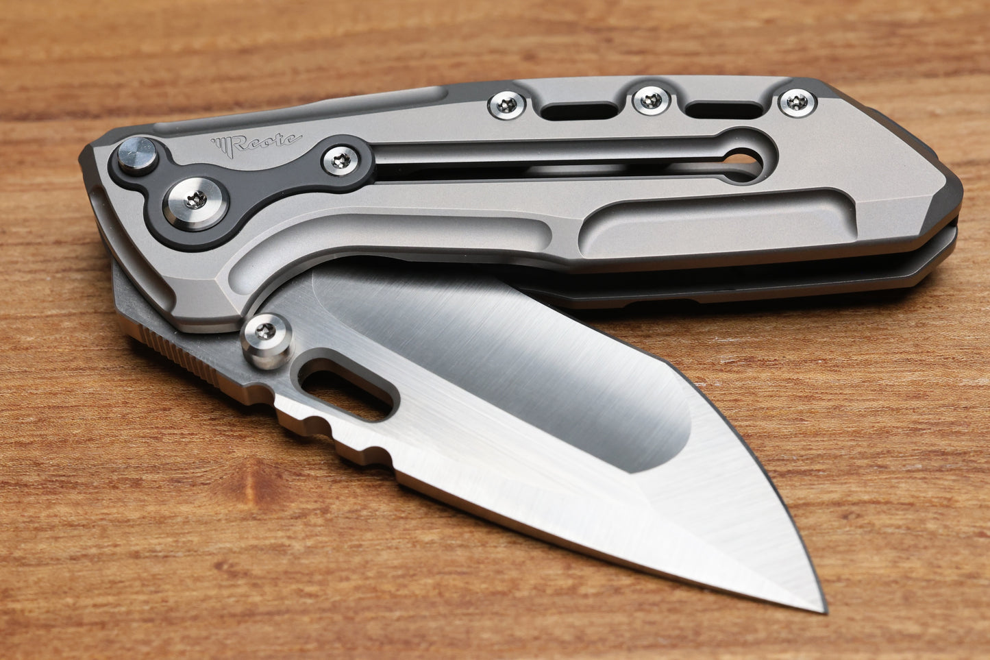 REATE T1000 V2 FLIPPER MILLED TITANIUM W/ ZIRCONIUM & RECURVE M390 (PREOWNED)