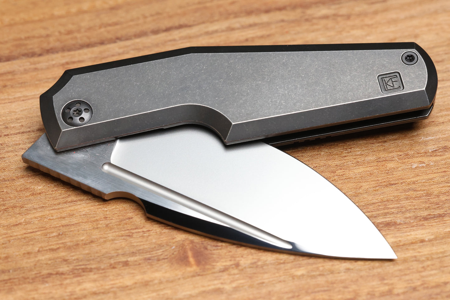 CUSTOM KNIFE FACTORY GTK ELEMENTAK W/ BLACKWASH TITANIUM HANDLES & M398