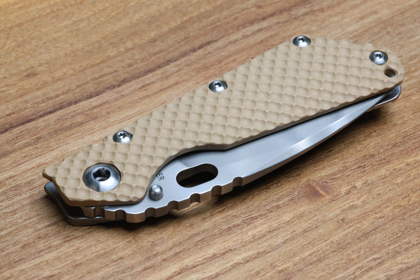 STRIDER KNIVES SMF DGG - TITANIUM/COYOTE TAN G10 HANDLE - DROP POINT MAGNACUT BLADE