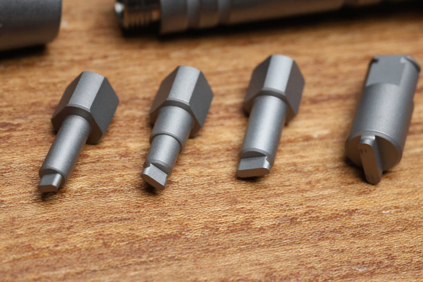 SHIROGOROV KNIVES TITANIUM BIT DRIVER TOOL