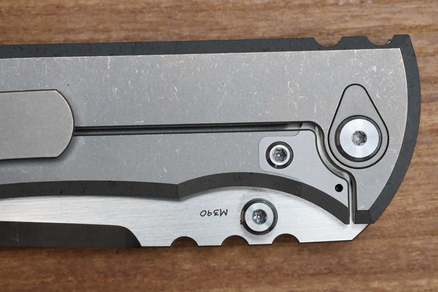 CHAVES INTEGRAL REDENCION 229 SW SMOOTH TITANIUM MAGNETIC INLAY BELT SATIN DROP POINT