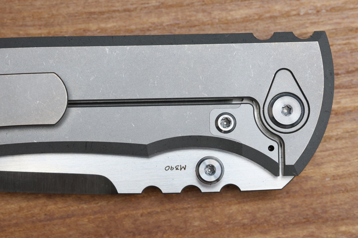 CHAVES INTEGRAL REDENCION 229 SW SMOOTH TITANIUM MAGNETIC INLAY BELT SATIN TANTO
