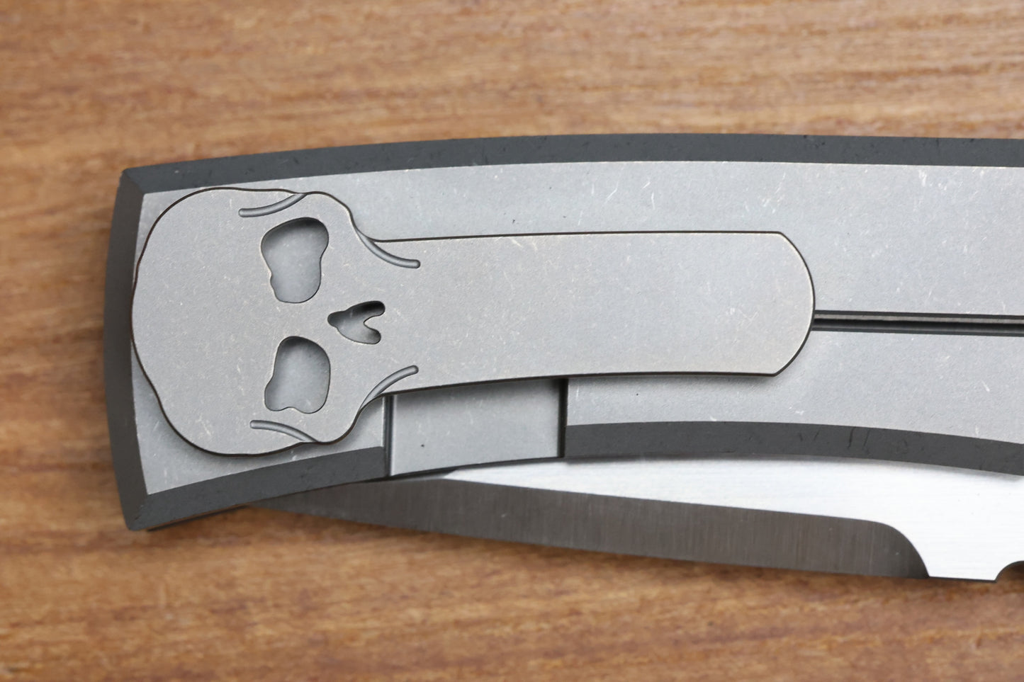 CHAVES INTEGRAL REDENCION 229 SW SMOOTH TITANIUM MAGNETIC INLAY BELT SATIN TANTO