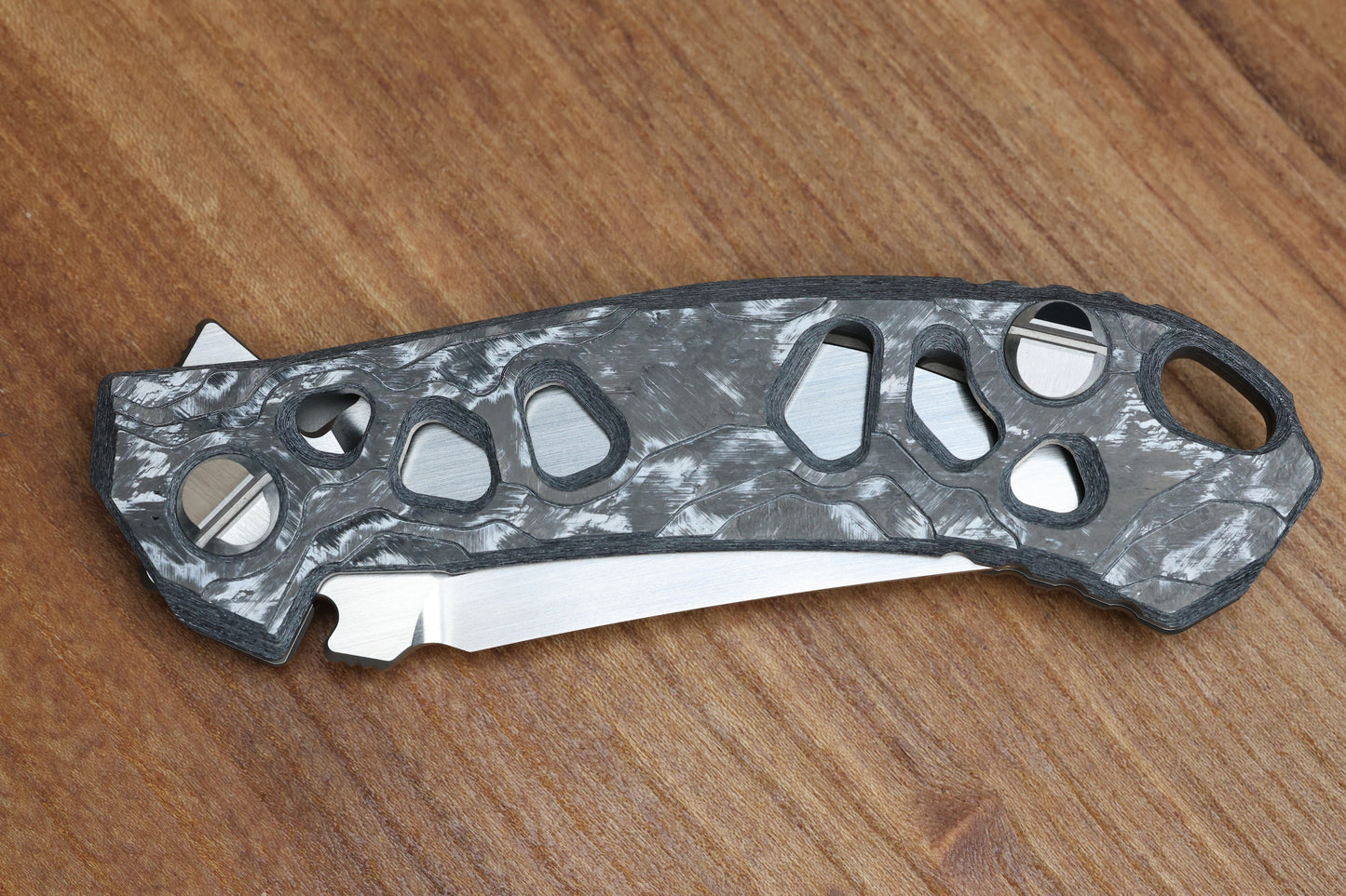 ALEXEY KONYGIN NEW GEN BARMAGLOT CUSTOM WHITE CARBOTI AND TITANIUM HANDLES M398 HAND SATIN BLADE (PREOWNED)