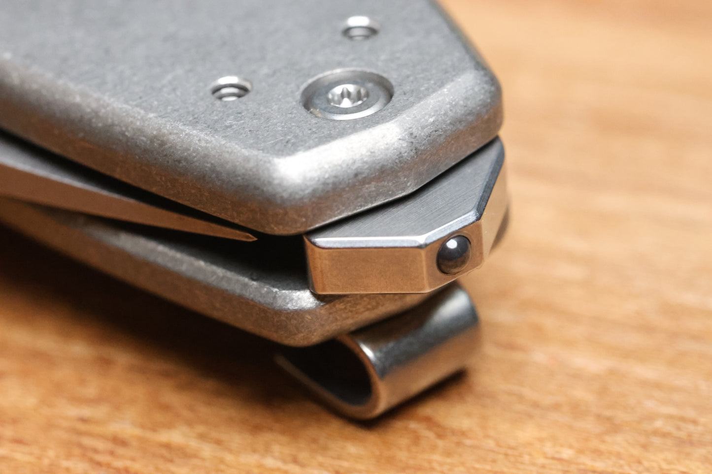 DEMKO KNIVES SHARK-A-TAC SMOOTH TITANIUM HANDLES W/ SOFT TOUCH BREAKER & MAGNACUT