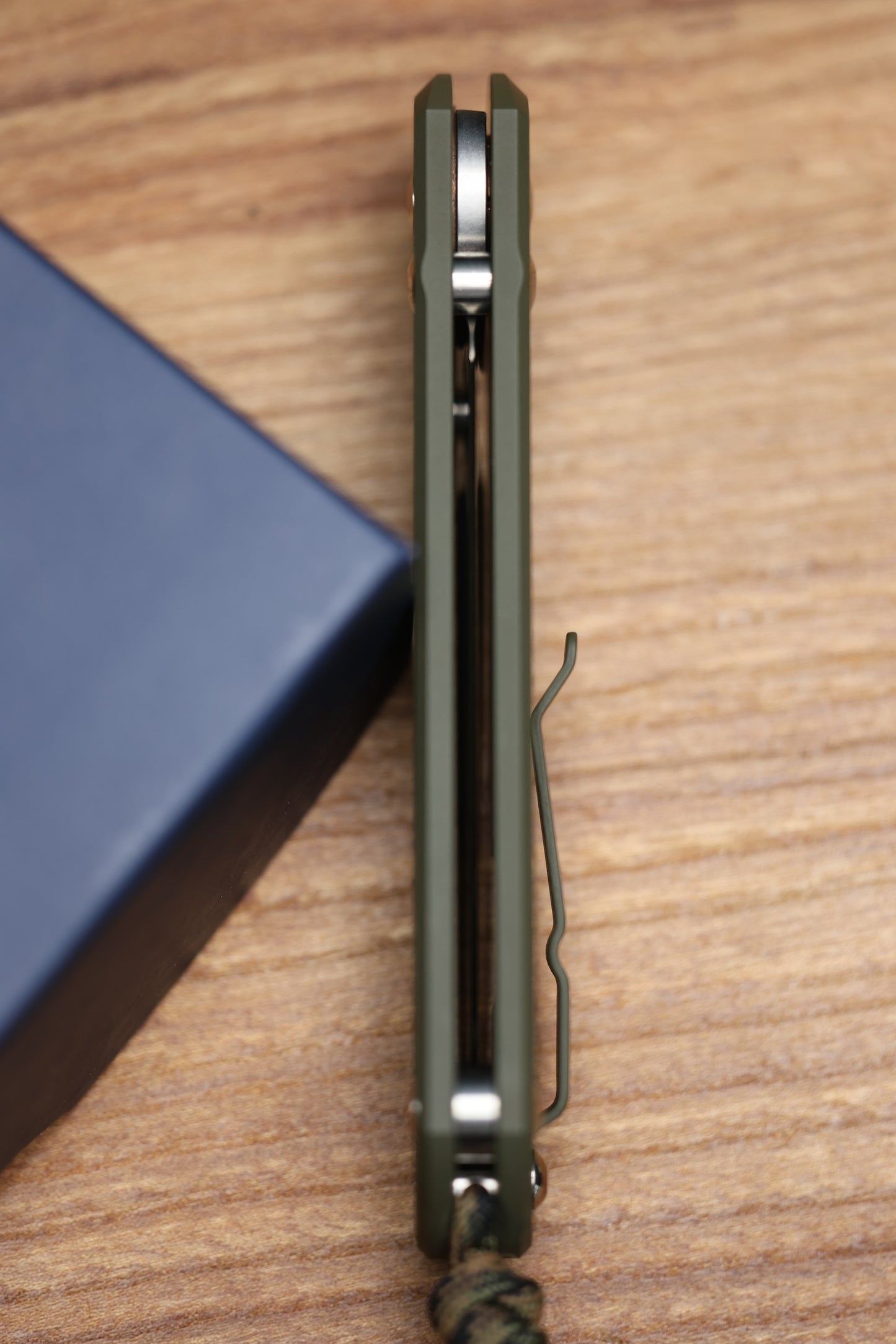 CHRIS REEVE KNIVES LARGE SEBENZA 31 NWK EXCLUSIVE - INSINGO BLADE / CPM-MAGNACUT STEEL / OD GREEN CERAKOTE HANDLE / CAMO LANYARD (PREOWNED)