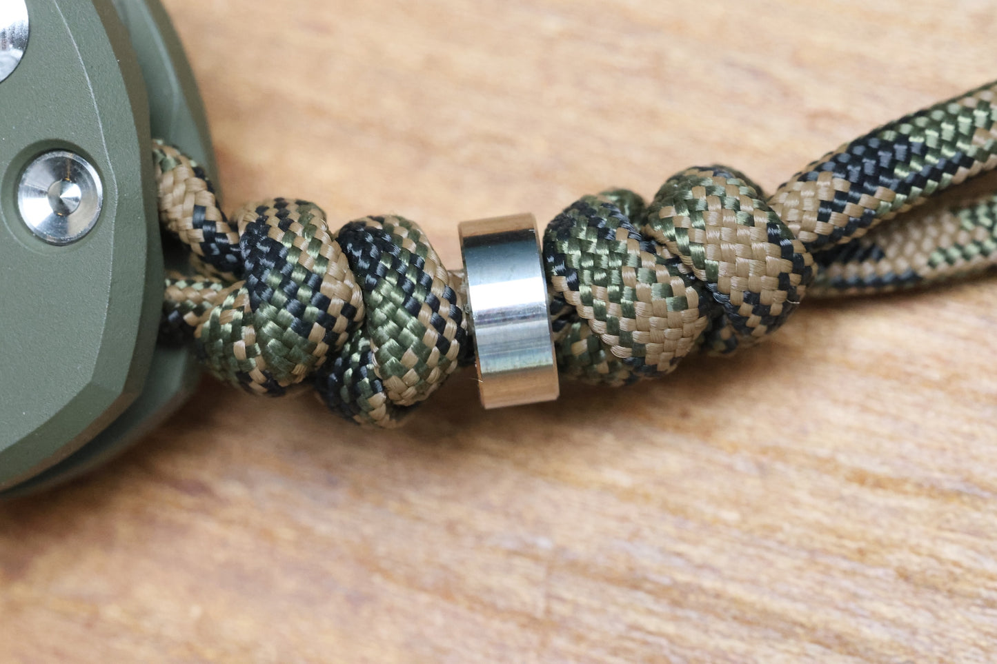 CHRIS REEVE KNIVES LARGE SEBENZA 31 NWK EXCLUSIVE - INSINGO BLADE / CPM-MAGNACUT STEEL / OD GREEN CERAKOTE HANDLE / CAMO LANYARD (PREOWNED)