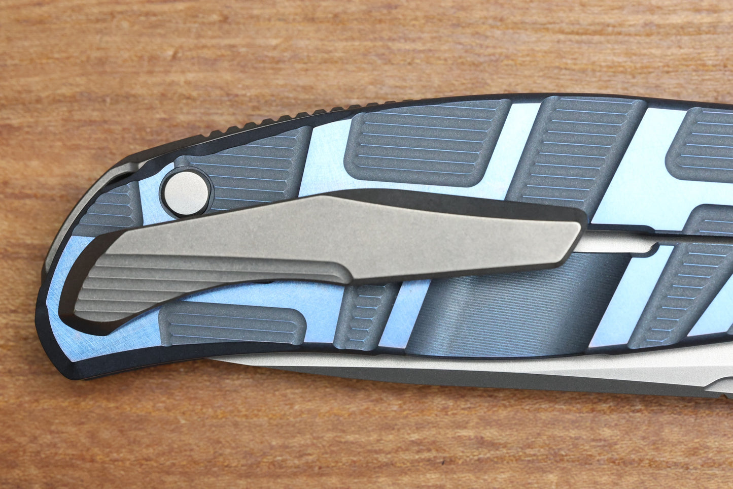 SHIROGOROV F95 T PATTERN GEN. 4 - BLUE TITANIUM HANDLE - M390 BLADE - MRBS