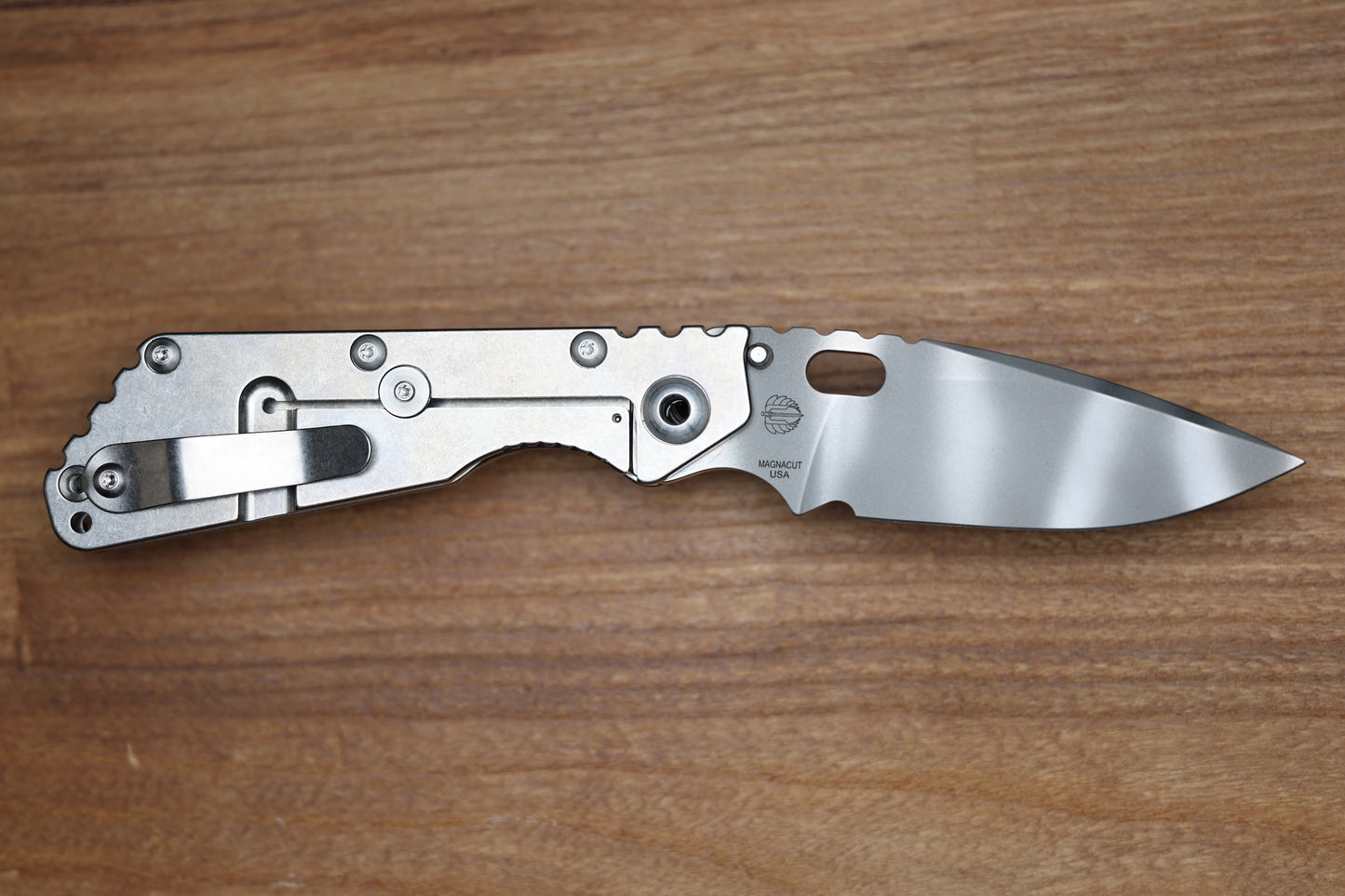 STRIDER KNIVES SMF - TITANIUM HANDLE - DROP POINT TIGER STRIPE MAGNACUT BLADE