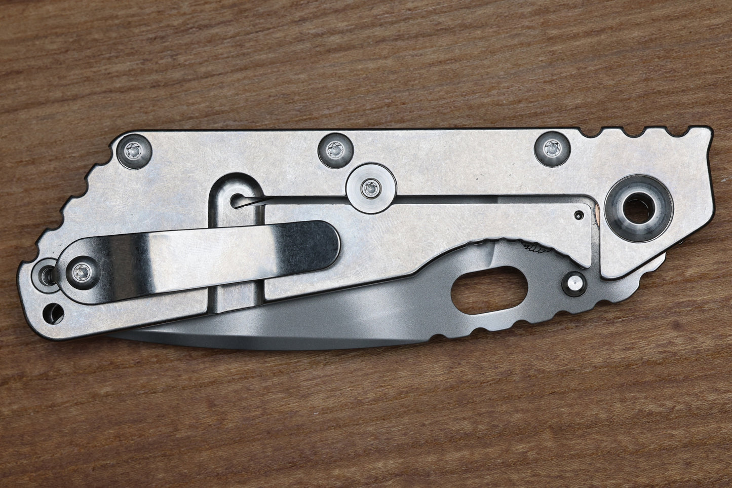 STRIDER KNIVES SMF - TITANIUM HANDLE - DROP POINT TIGER STRIPE MAGNACUT BLADE
