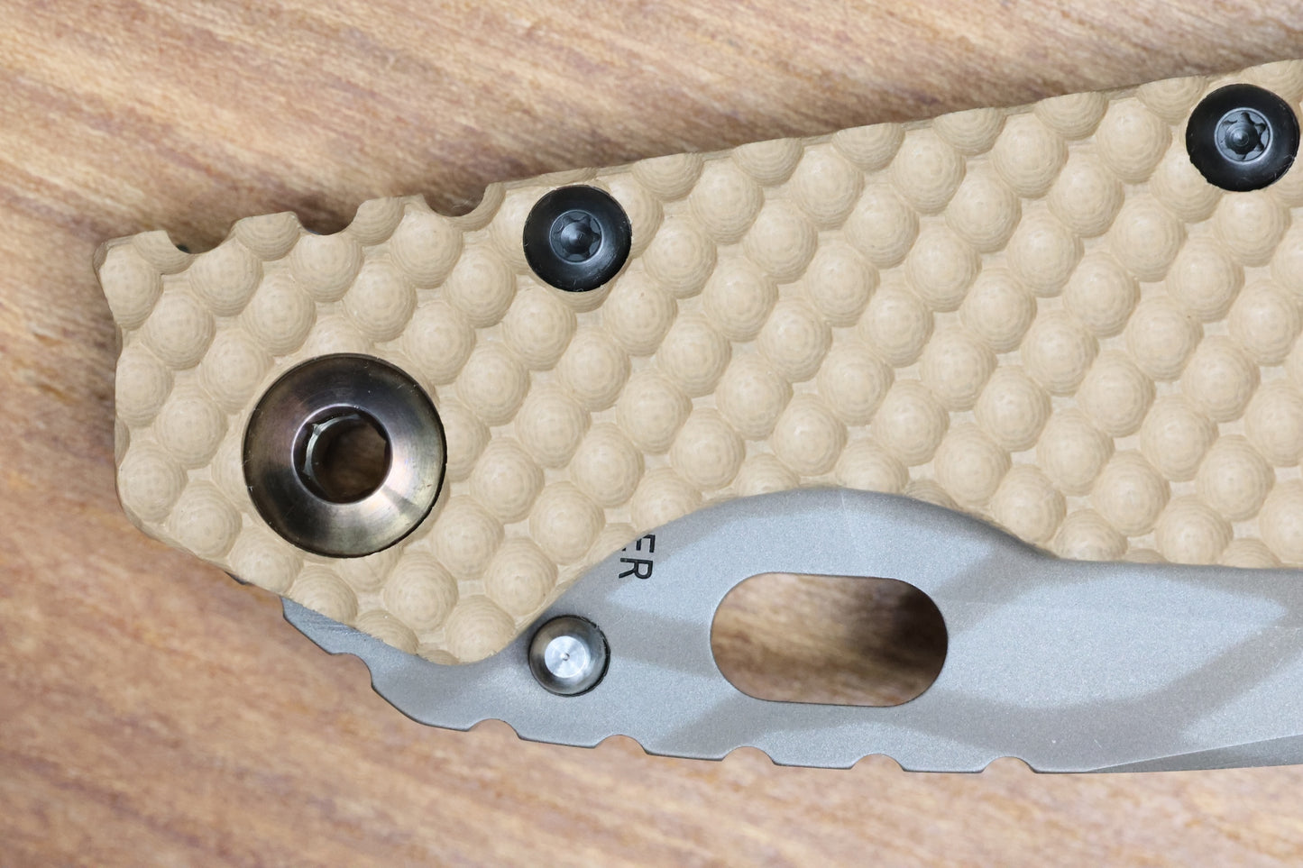 STRIDER KNIVES SMF DGG - TAN G10/TITANIUM HANDLE - DROP POINT WG PATTERN MAGNACUT BLADE