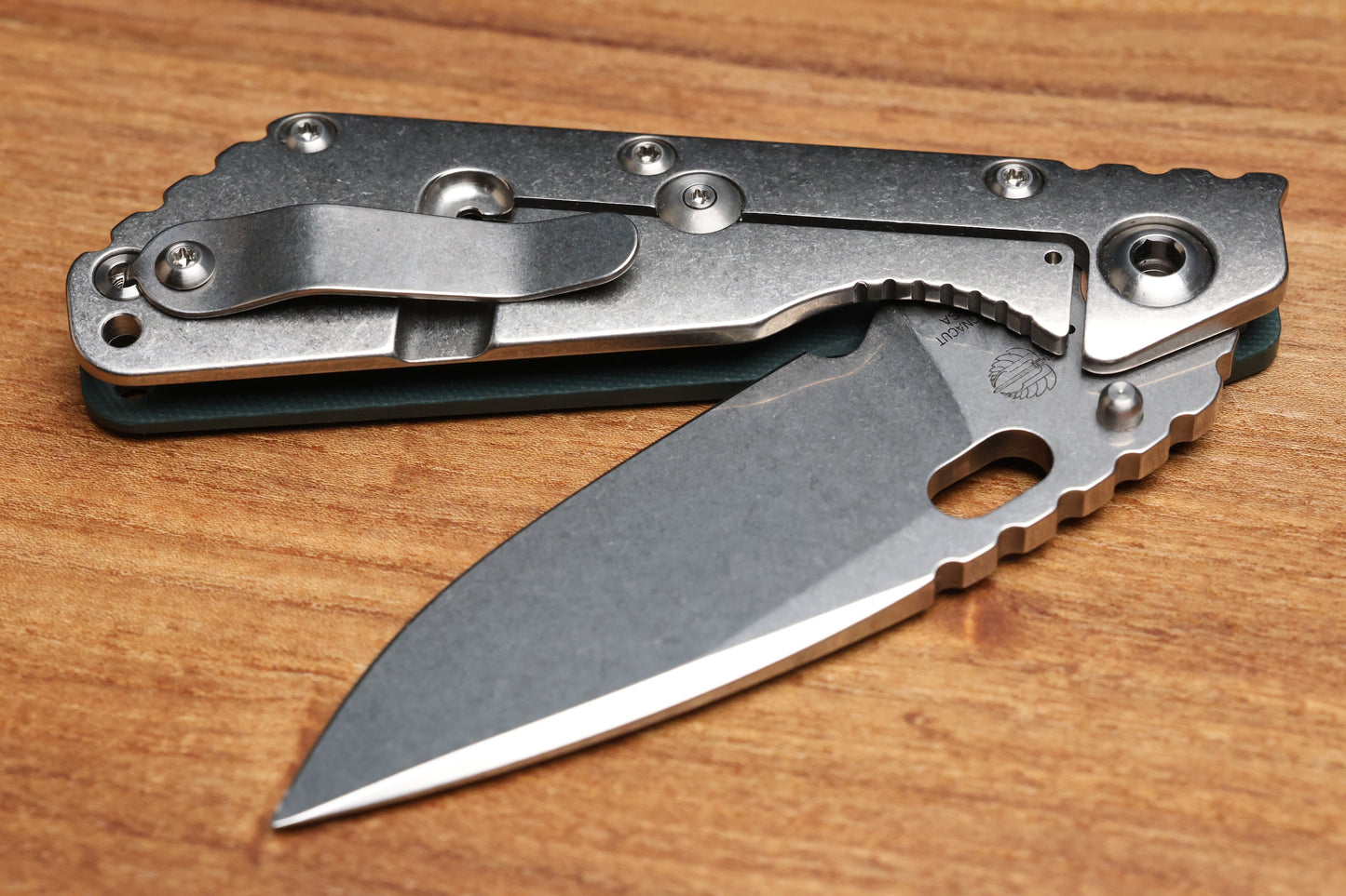 STRIDER KNIVES SMF - GREEN G10/TITANIUM HANDLE - DROP POINT 20CV BLADE