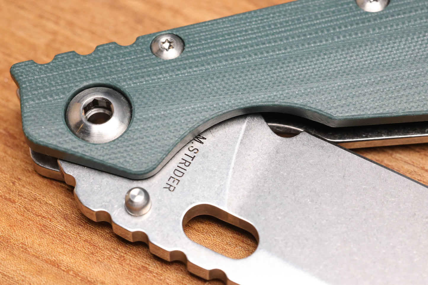 STRIDER KNIVES SMF - GREEN G10/TITANIUM HANDLE - DROP POINT 20CV BLADE