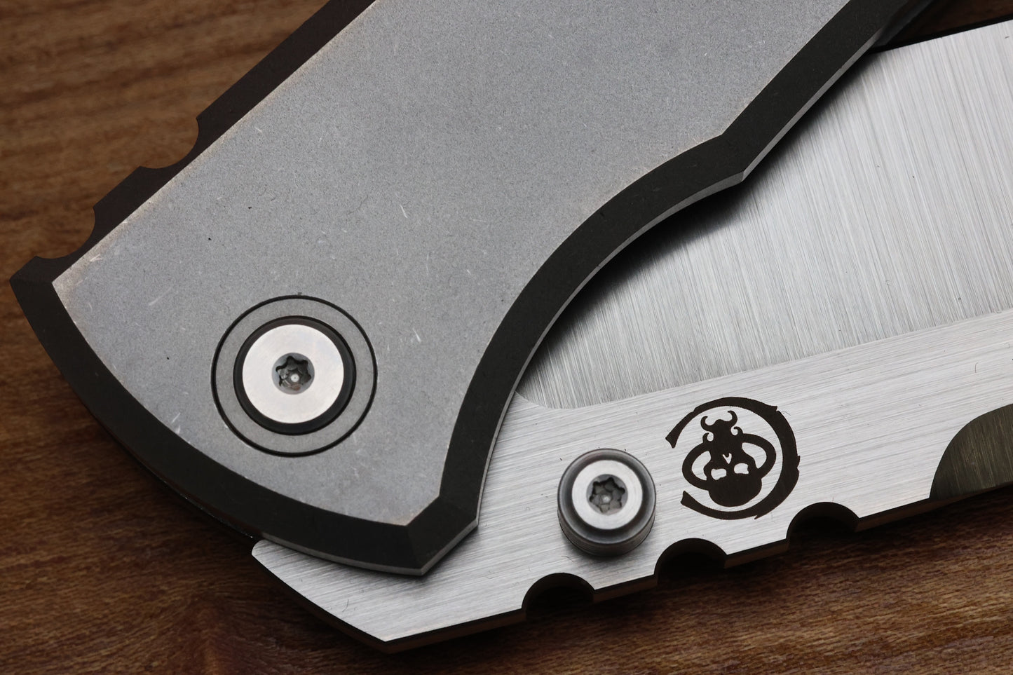 CHAVES KNIVES REDENCION 229 INTEGRAL FOLDING KNIFE TITANIUM 3.75" M390 DROP POINT BELT SATIN