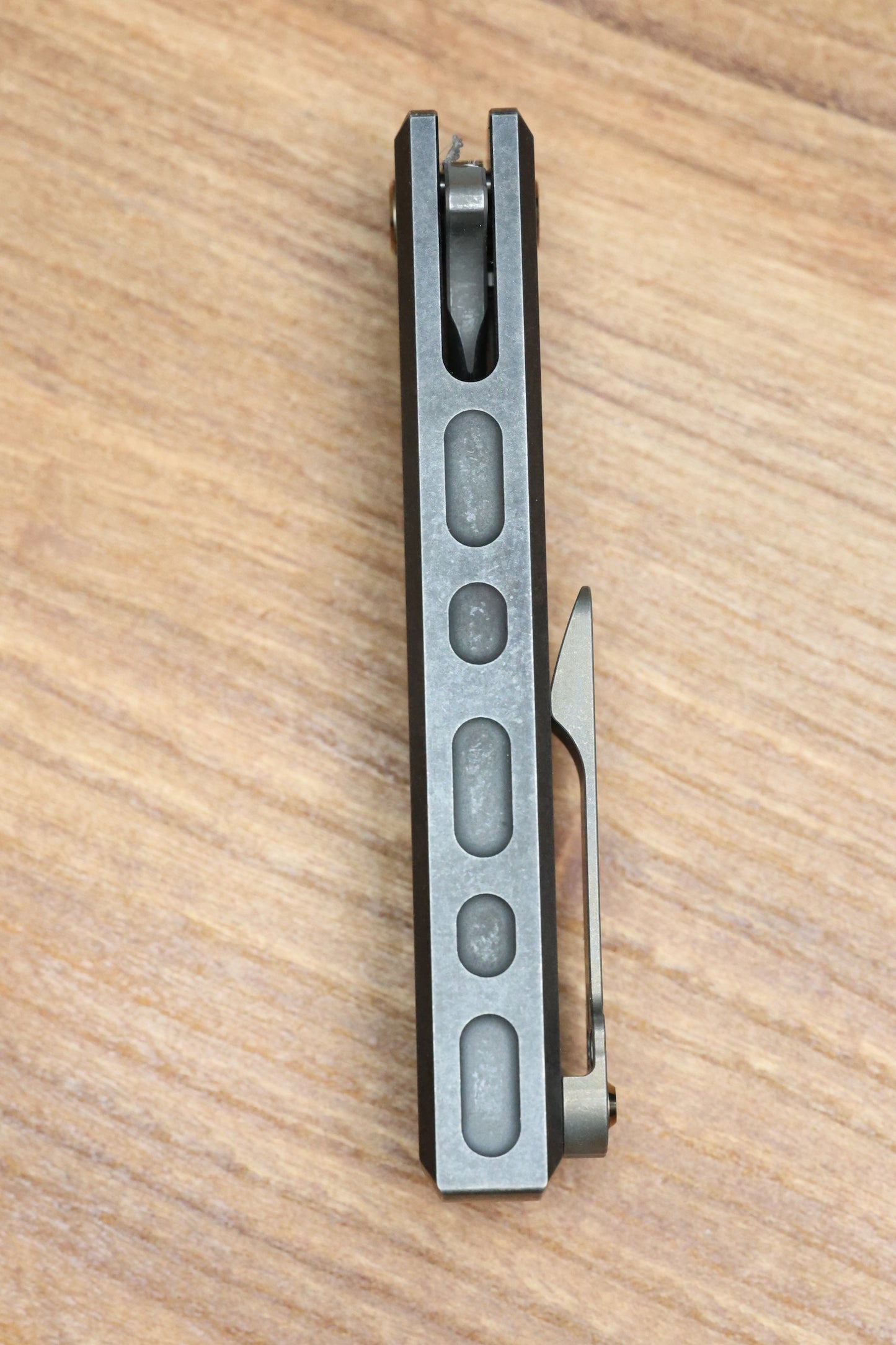 CHAVES INTEGRAL SANGRE STREET TITANIUM DRAGON SCALES WHARNCLIFFE M390