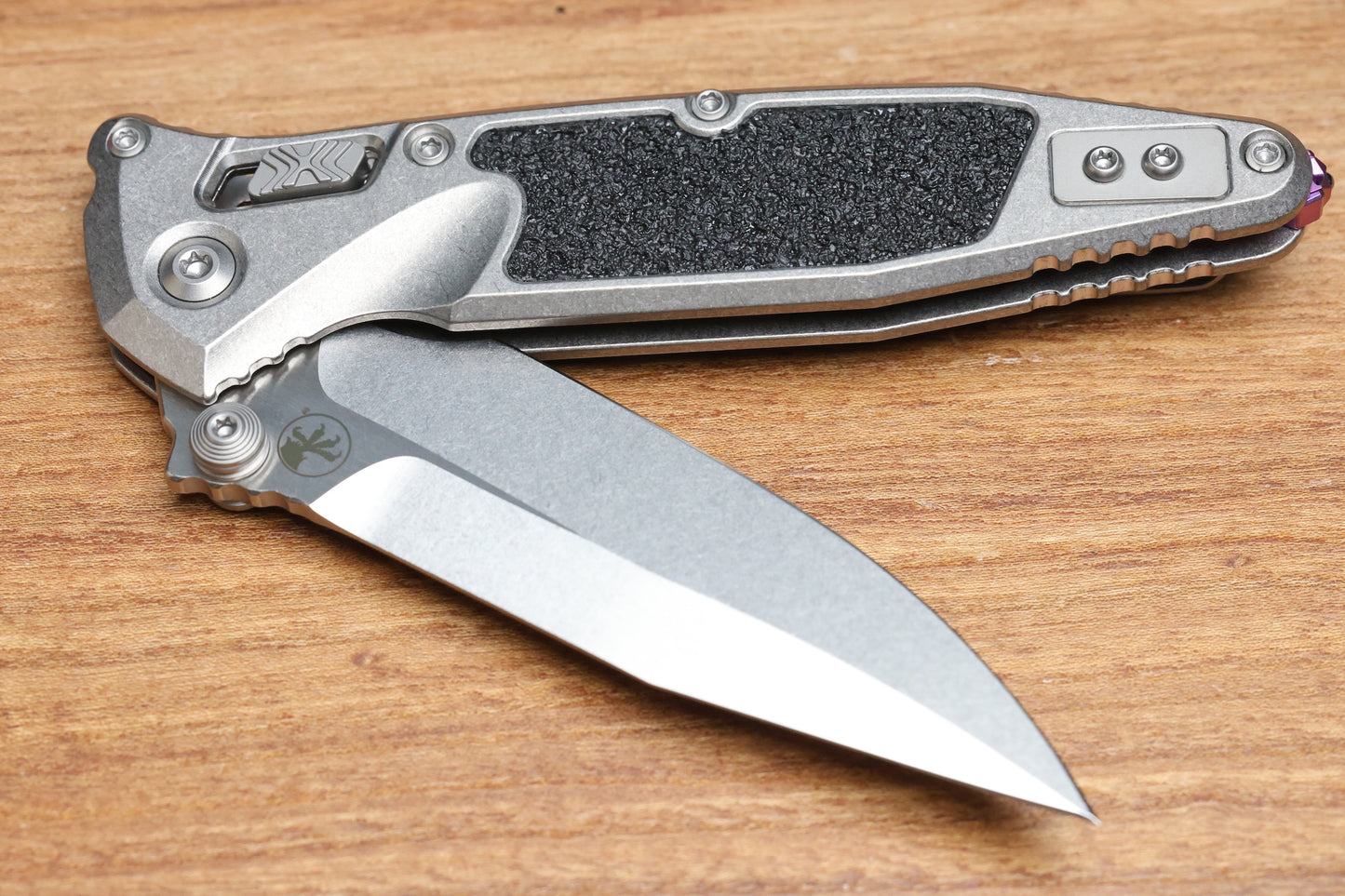 MICROTECH MARFIONE SELECT SOCOM RAM-LOK TITANIUM TEXTURED INLAID HANDLES W/ PURPLE ACCENTS & SPEAR POINT STONEWASH M390MK 160RL-10SMS4