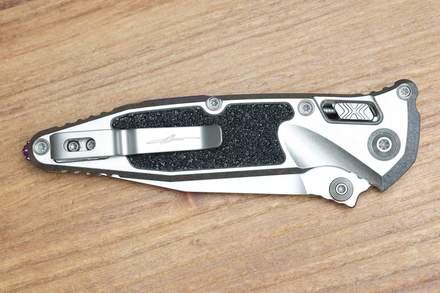 MICROTECH MARFIONE SELECT SOCOM RAM-LOK TITANIUM TEXTURED INLAID HANDLES W/ PURPLE ACCENTS & SPEAR POINT STONEWASH M390MK 160RL-10SMS4