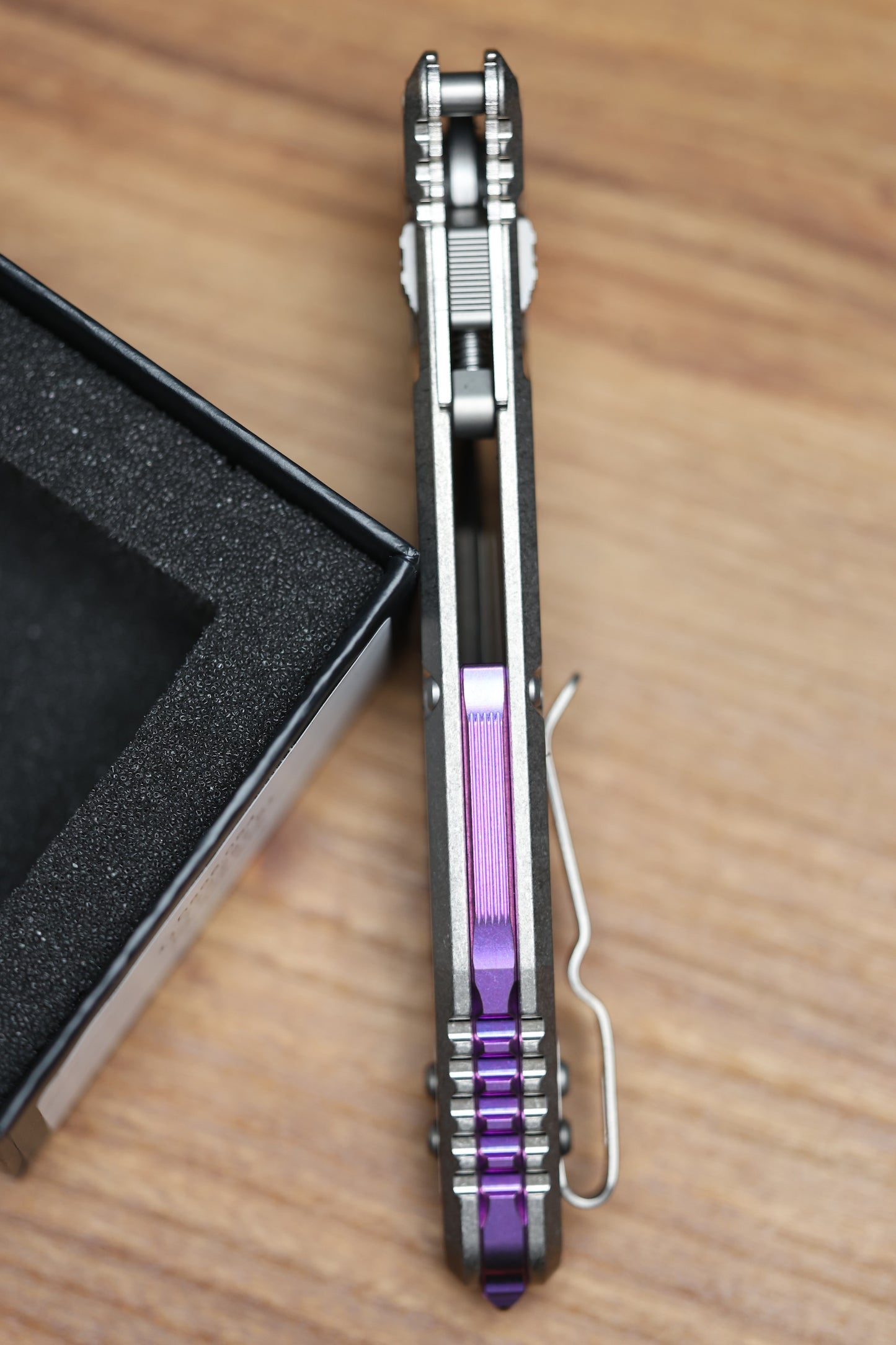 MICROTECH MARFIONE SELECT SOCOM RAM-LOK TITANIUM TEXTURED INLAID HANDLES W/ PURPLE ACCENTS & SPEAR POINT STONEWASH M390MK 160RL-10SMS4