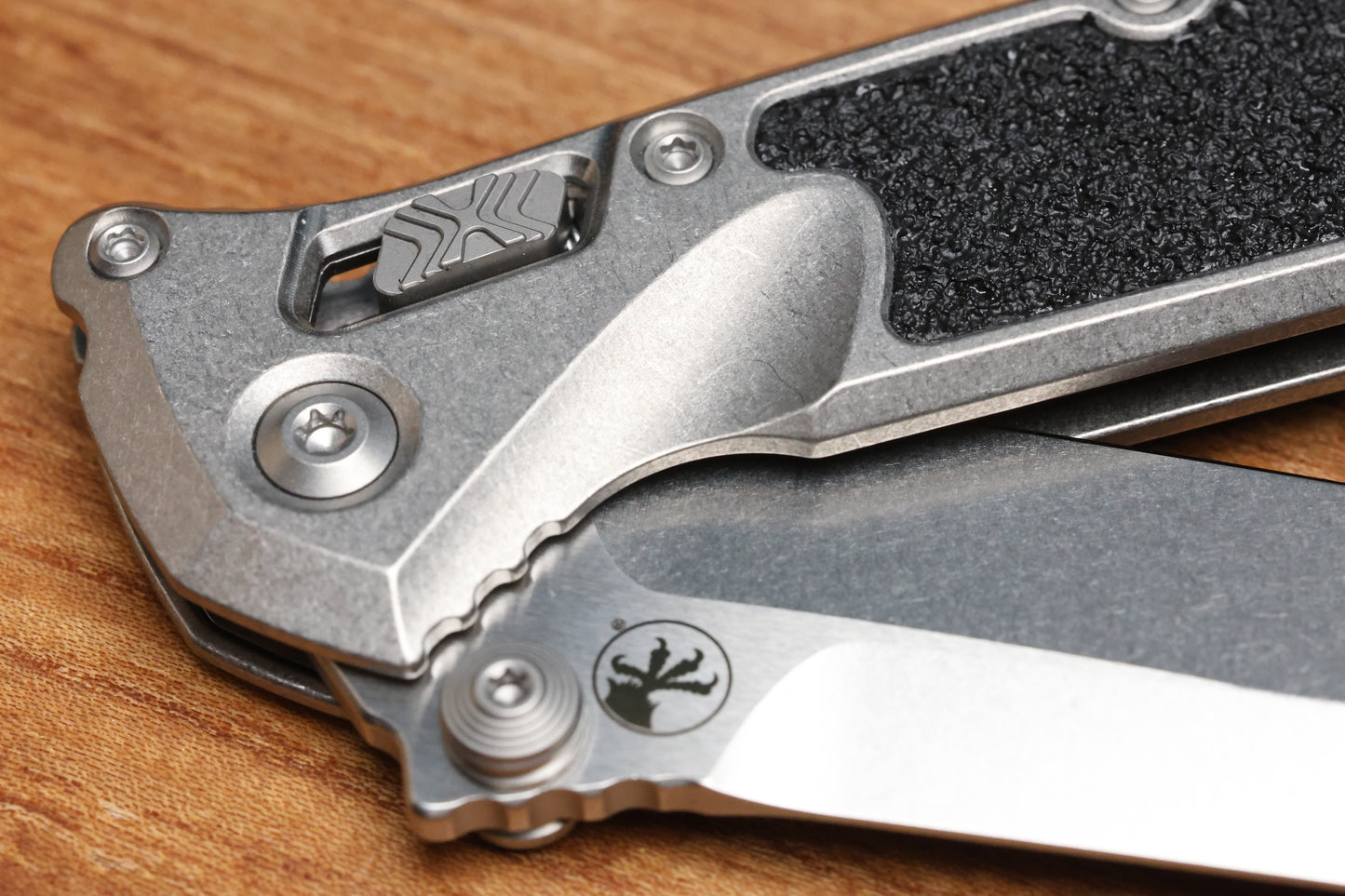 MICROTECH MARFIONE SELECT SOCOM RAM-LOK TITANIUM TEXTURED INLAID HANDLES W/ PURPLE ACCENTS & SPEAR POINT STONEWASH M390MK 160RL-10SMS4